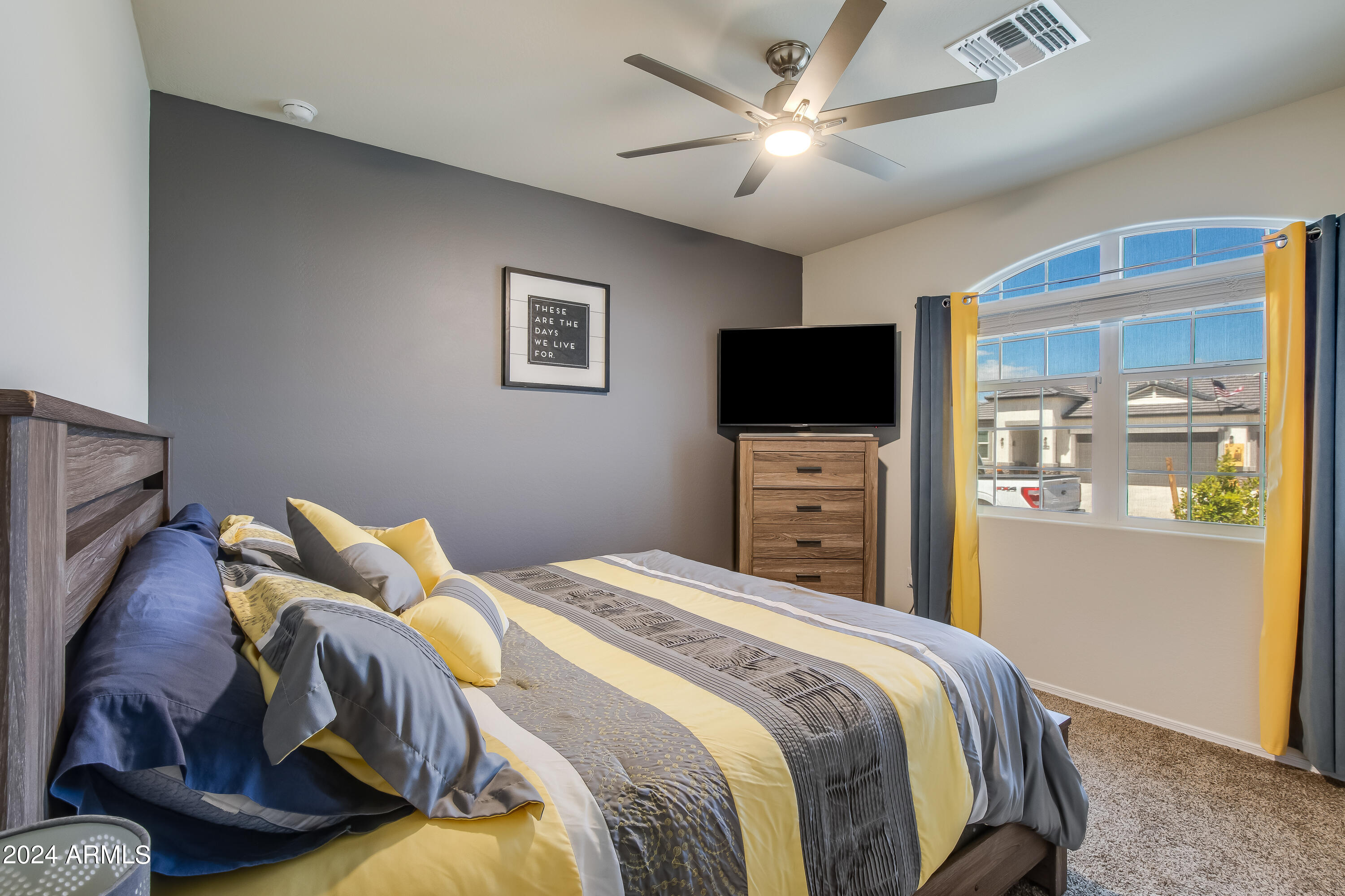 9447 E Alfalfa Drive