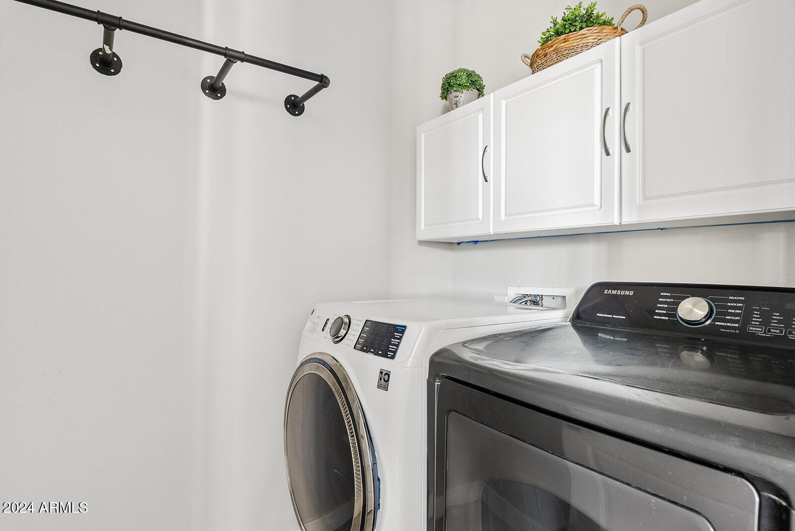 22647 E INDIANA Avenue