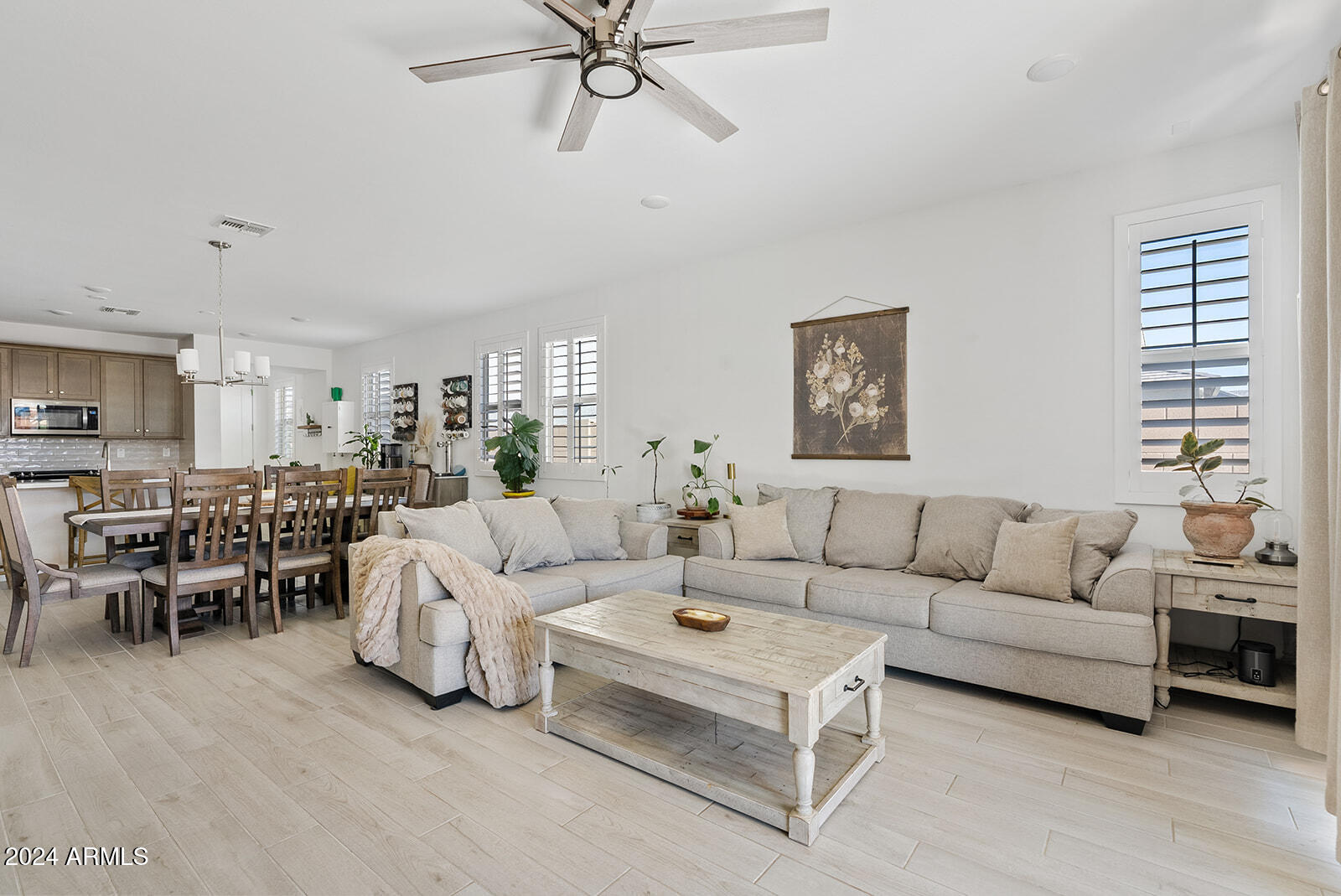 22647 E INDIANA Avenue