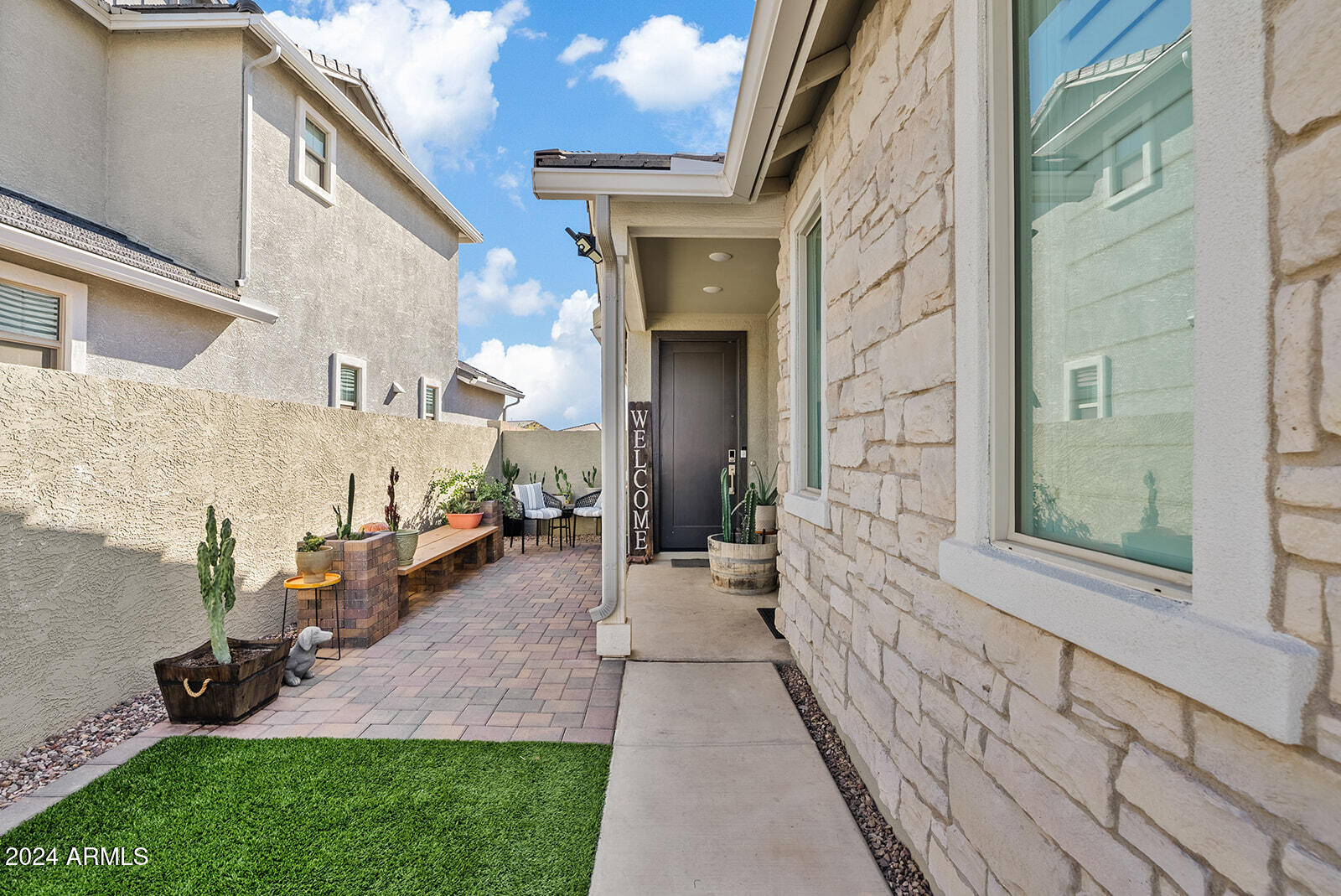 22647 E INDIANA Avenue