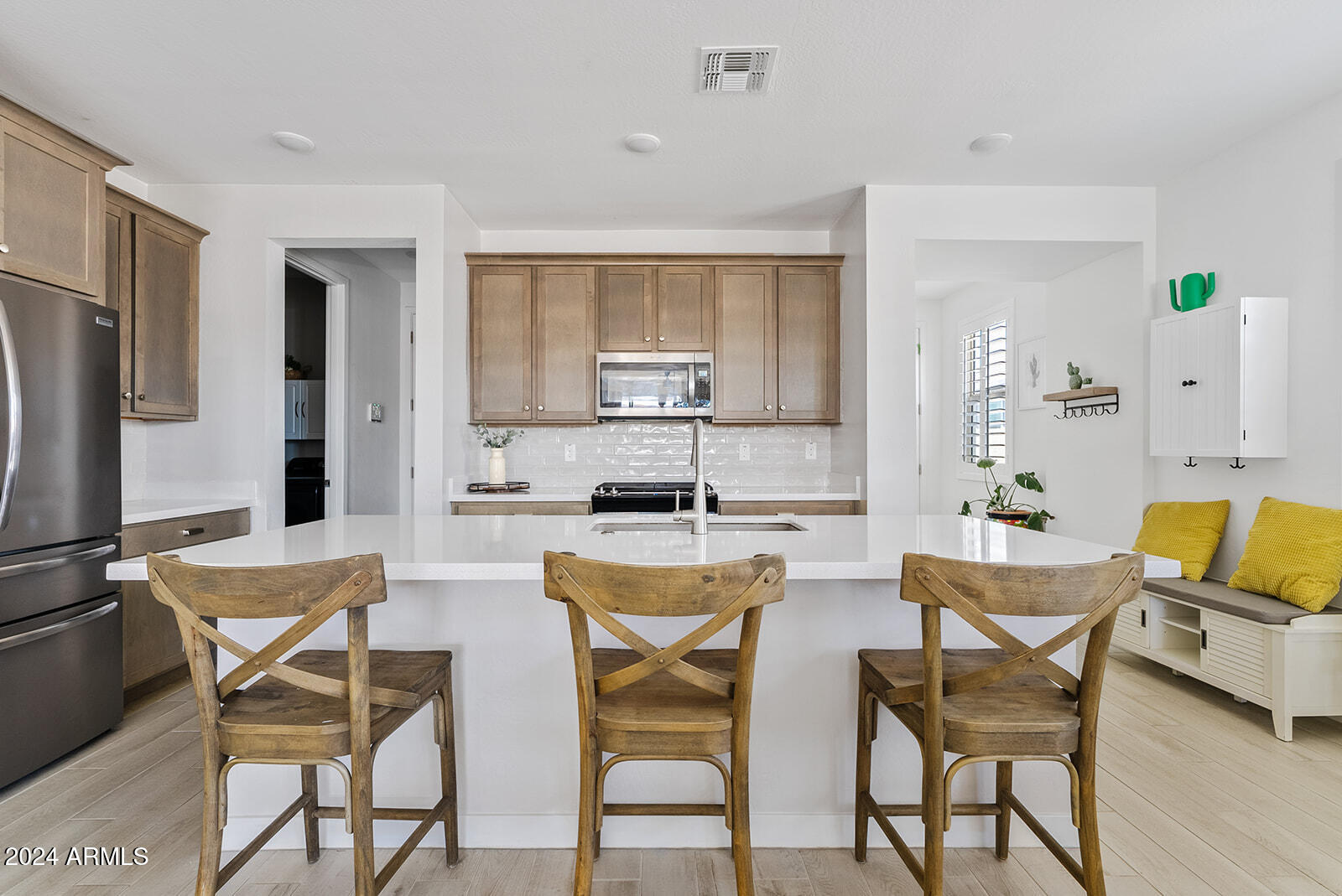 22647 E INDIANA Avenue