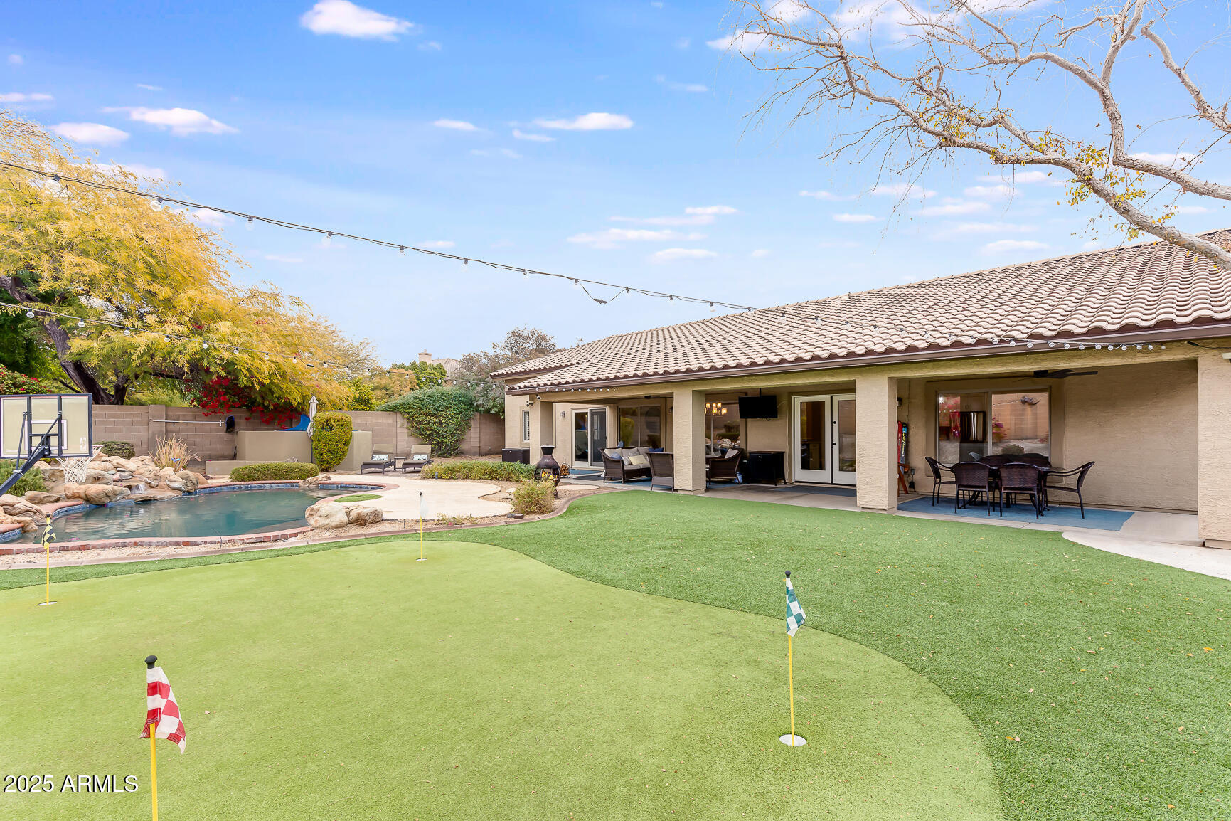 7606 E WINDWOOD Lane