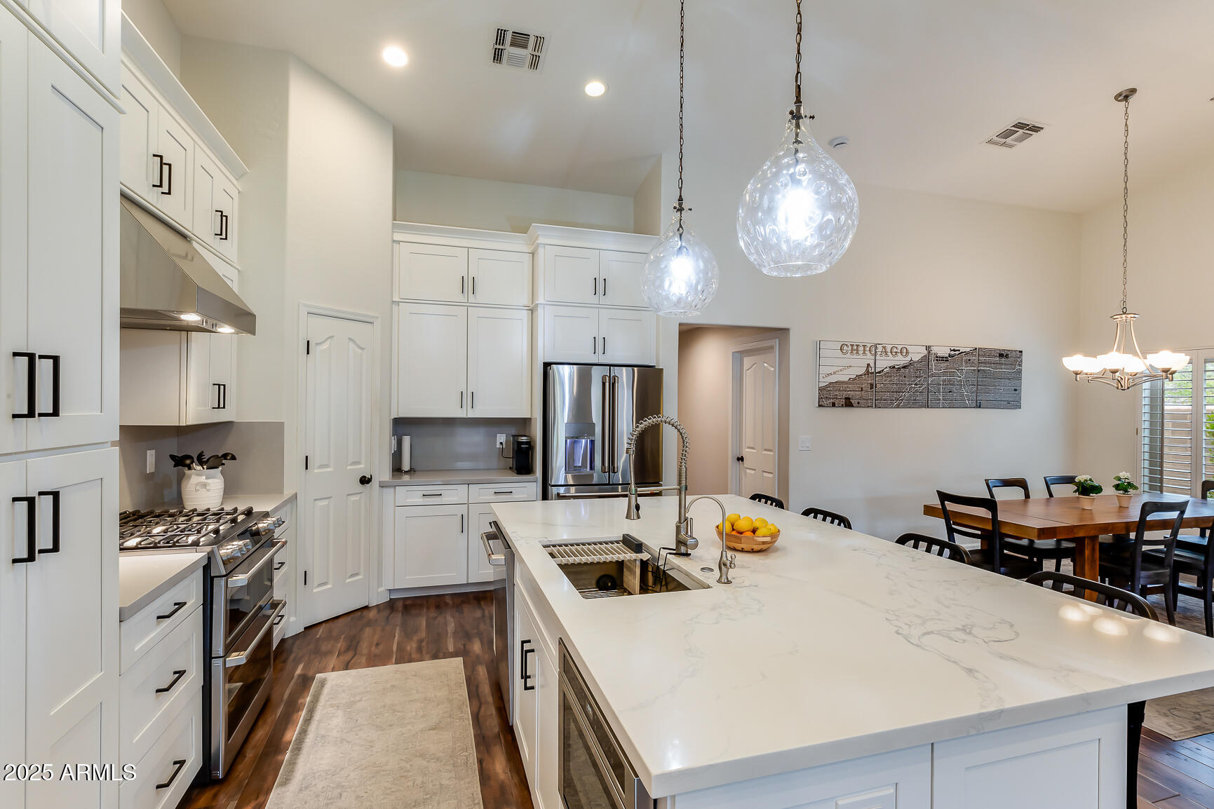 7606 E WINDWOOD Lane