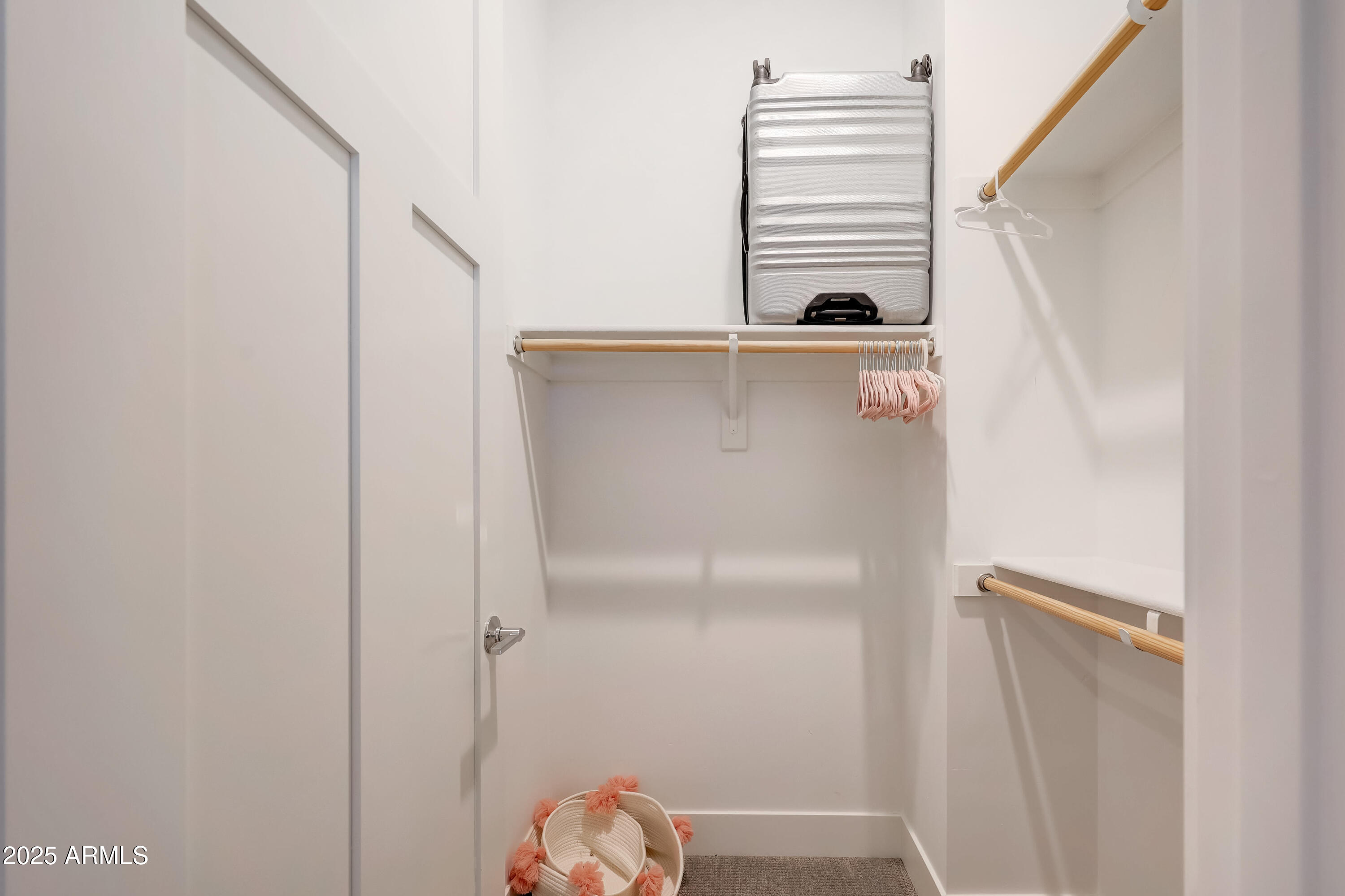 1410 E BLUE RIDGE Court