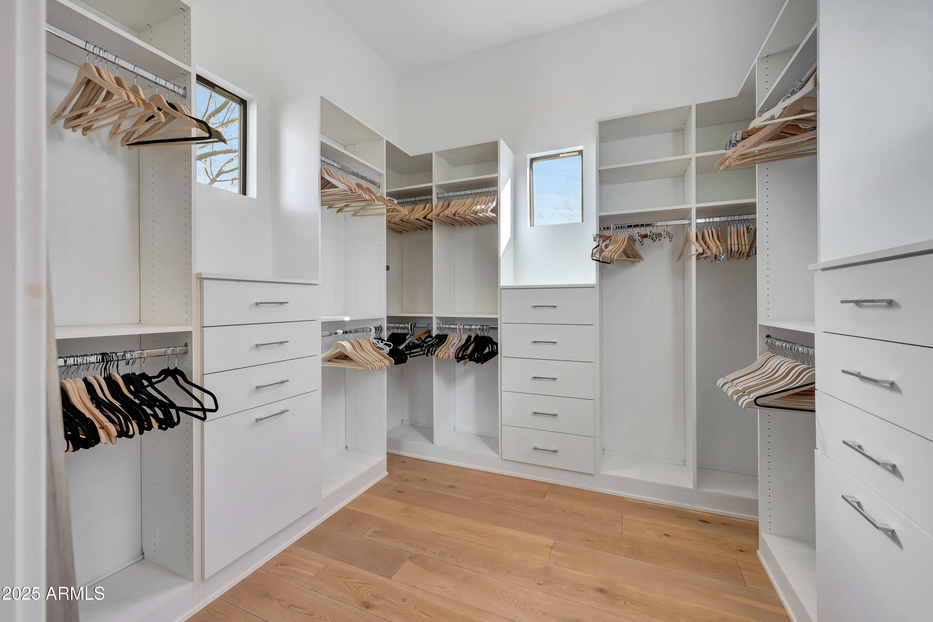 1410 E BLUE RIDGE Court