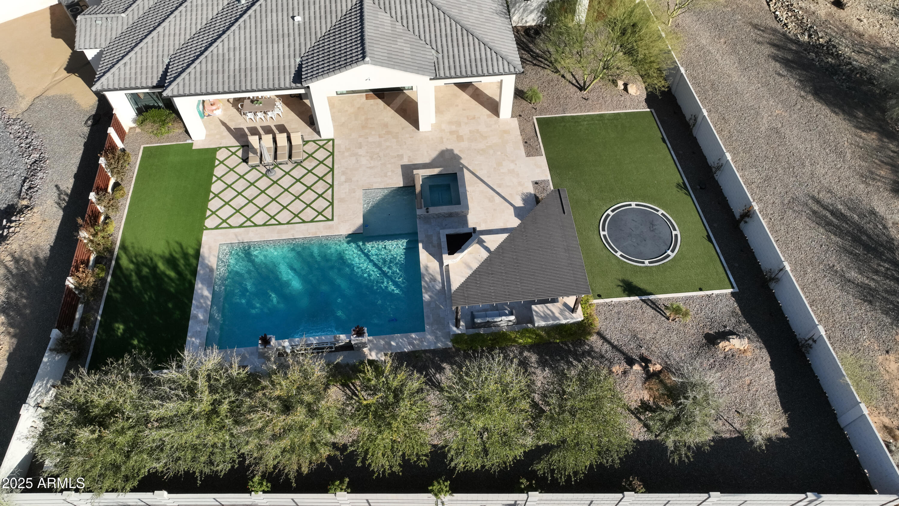 1410 E BLUE RIDGE Court