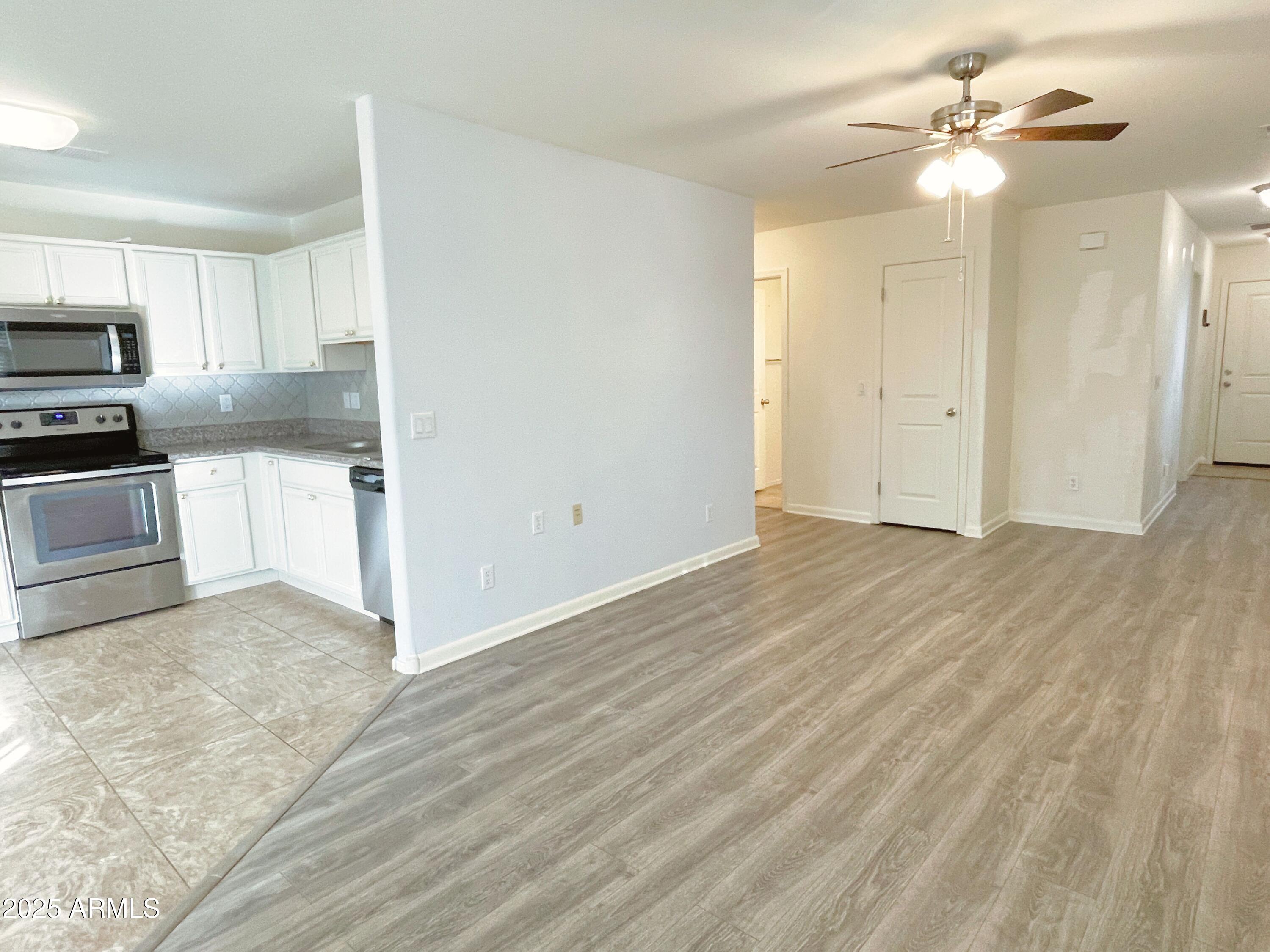 1833 W Road Agent Street