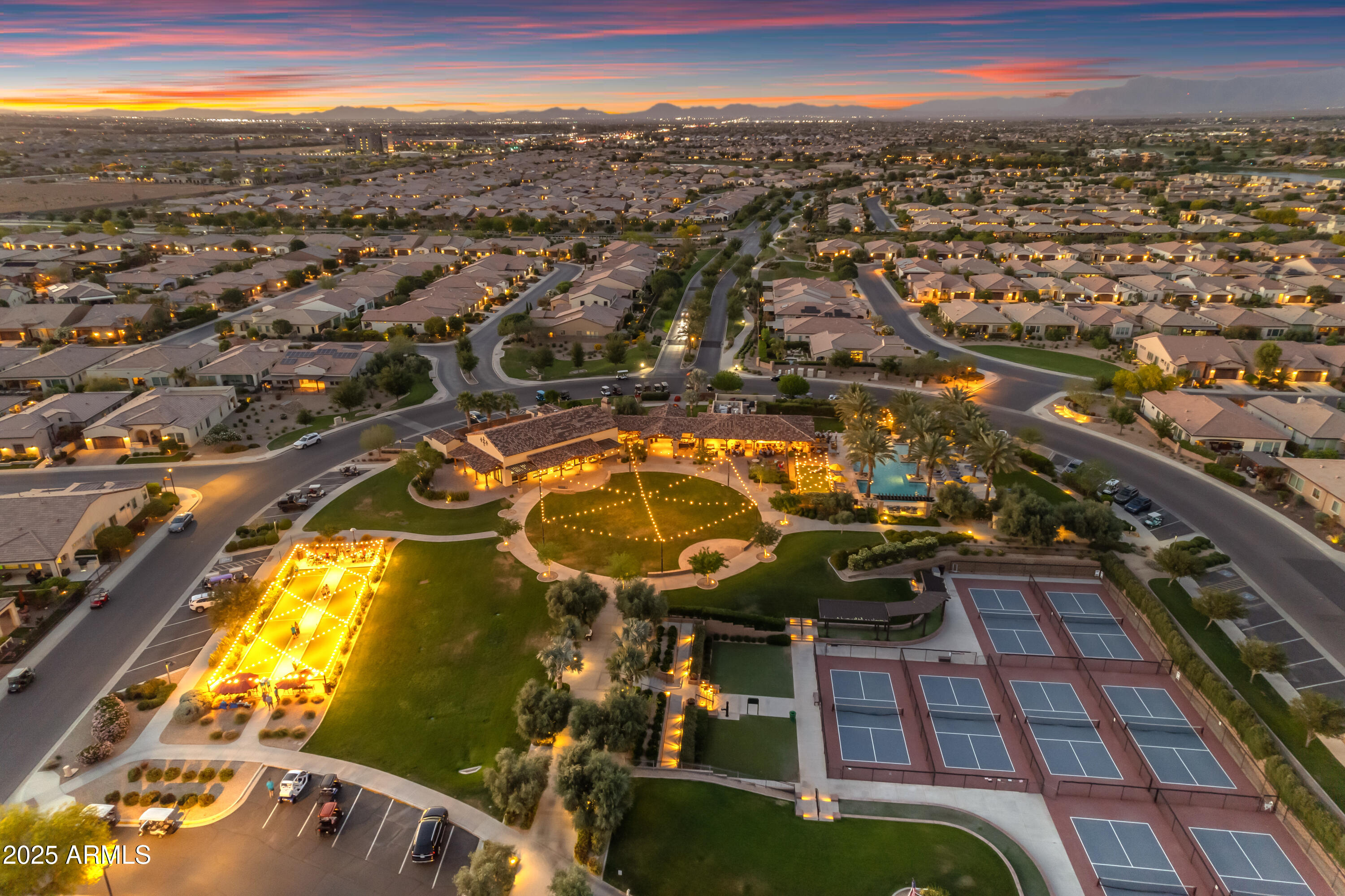 187 E SANTA LUCIA Lane