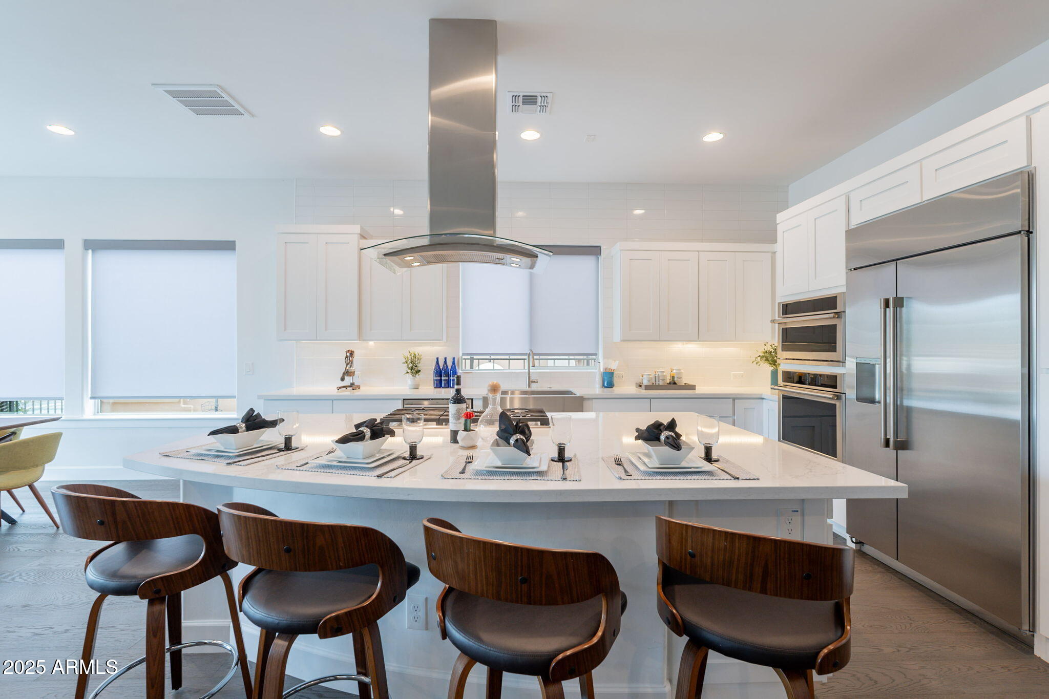 187 E SANTA LUCIA Lane