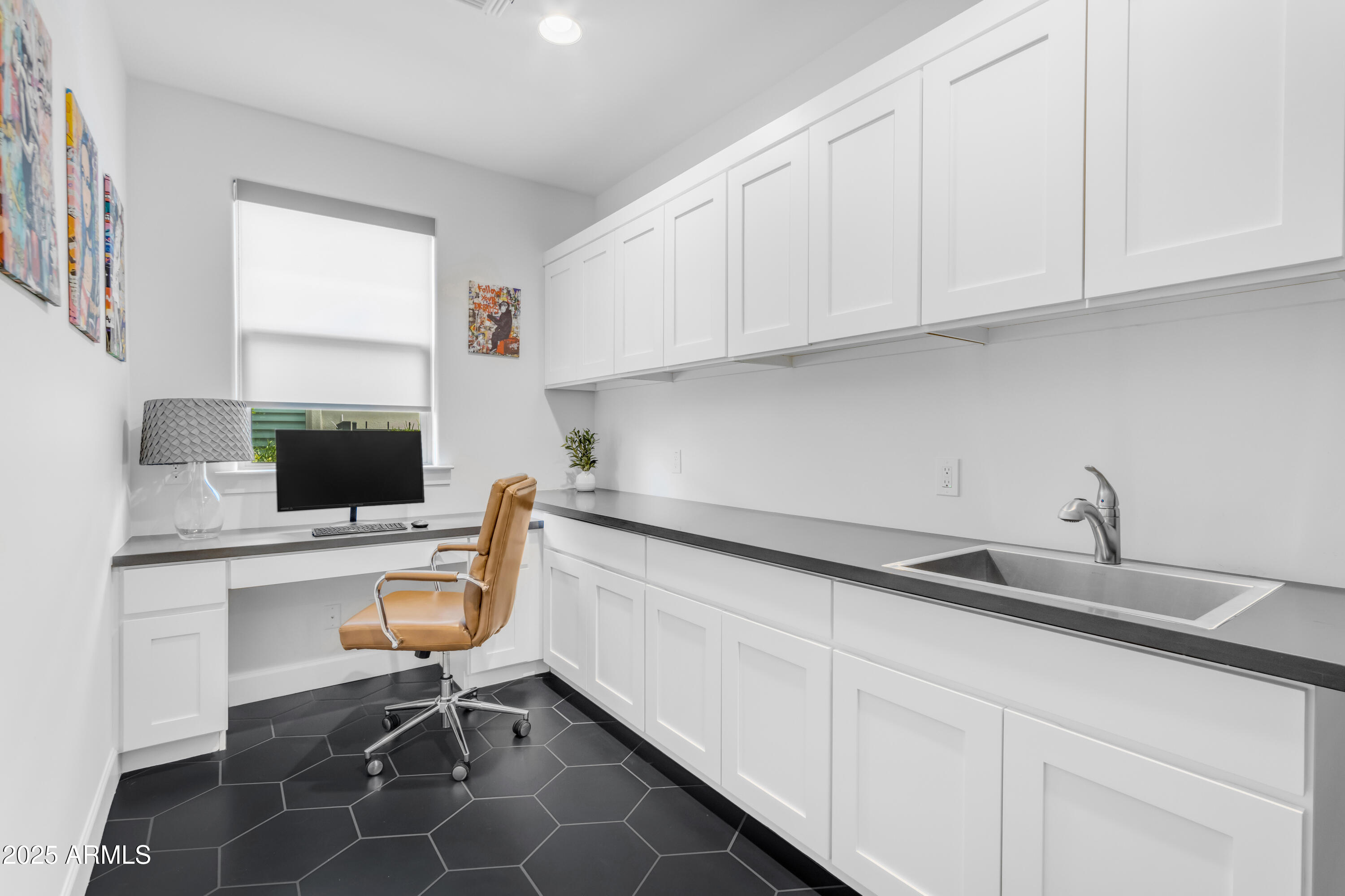 187 E SANTA LUCIA Lane