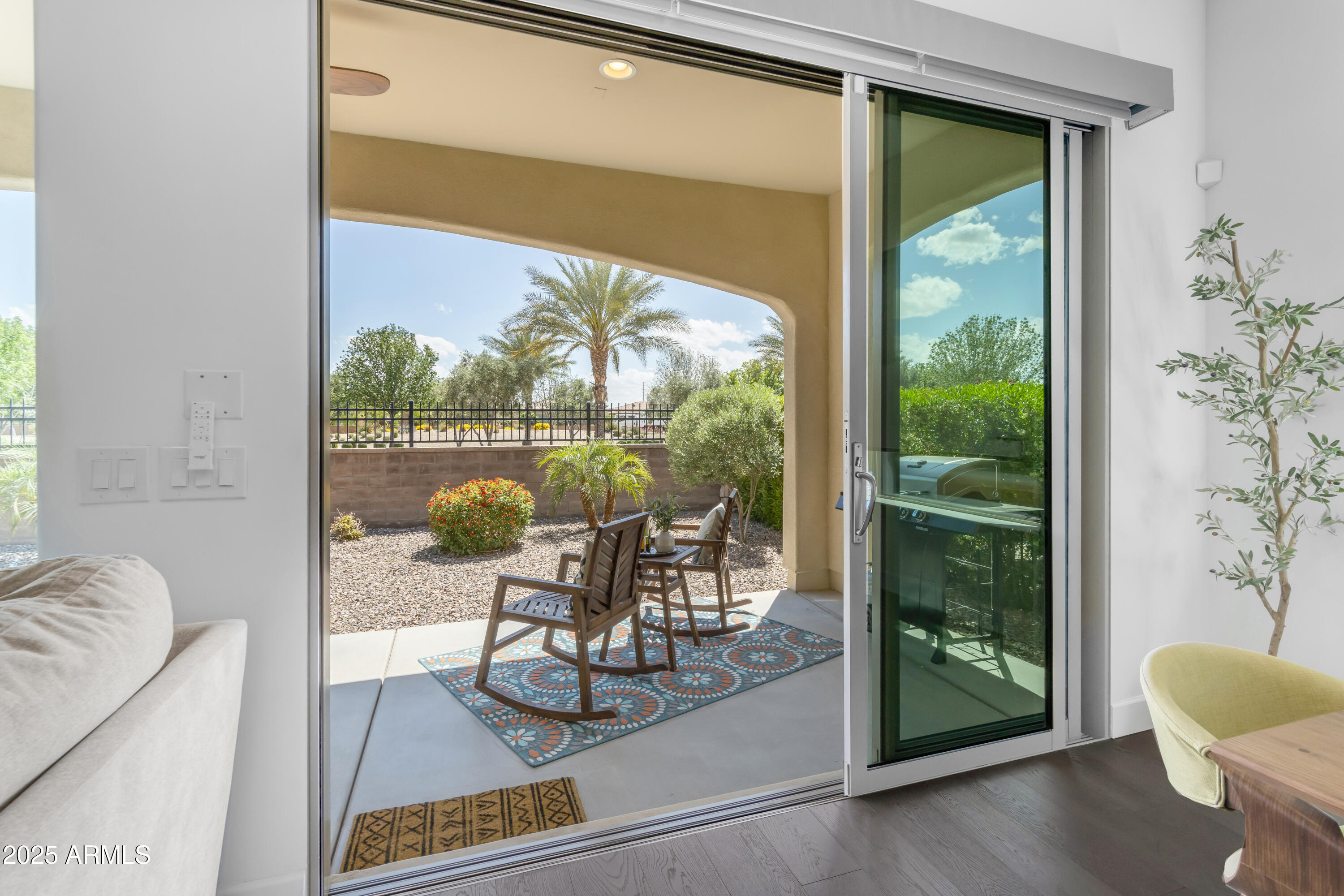 187 E SANTA LUCIA Lane