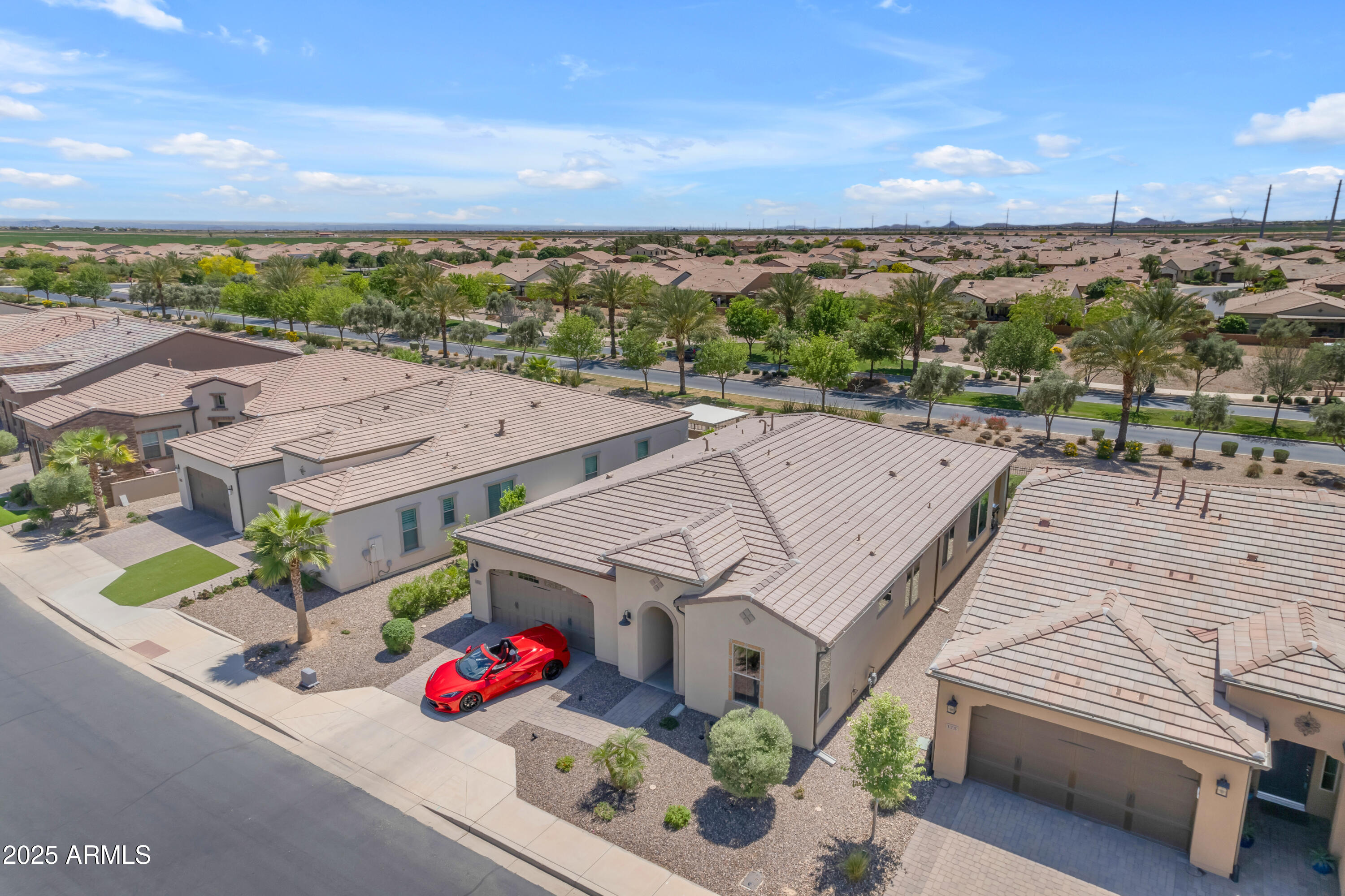 187 E SANTA LUCIA Lane