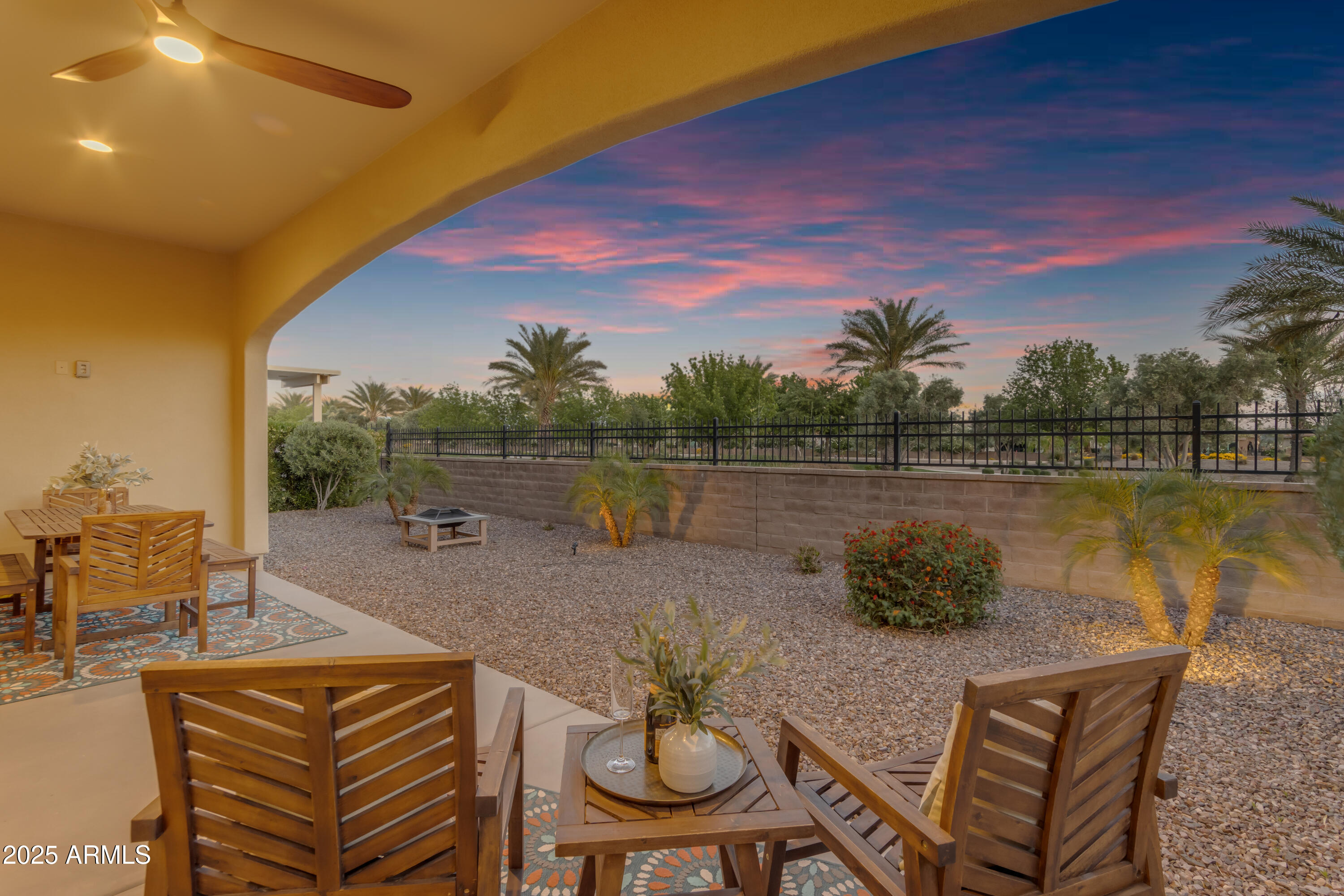 187 E SANTA LUCIA Lane