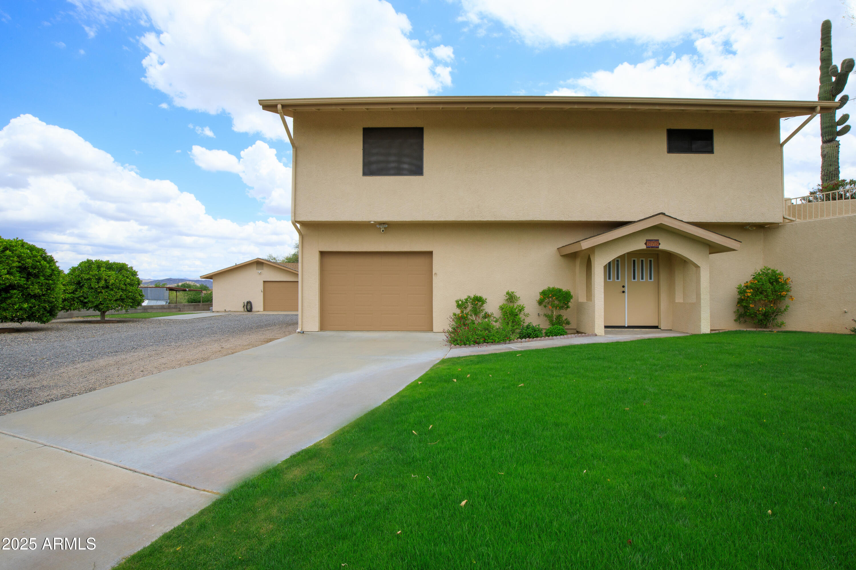 272 N CUCURACHA Street