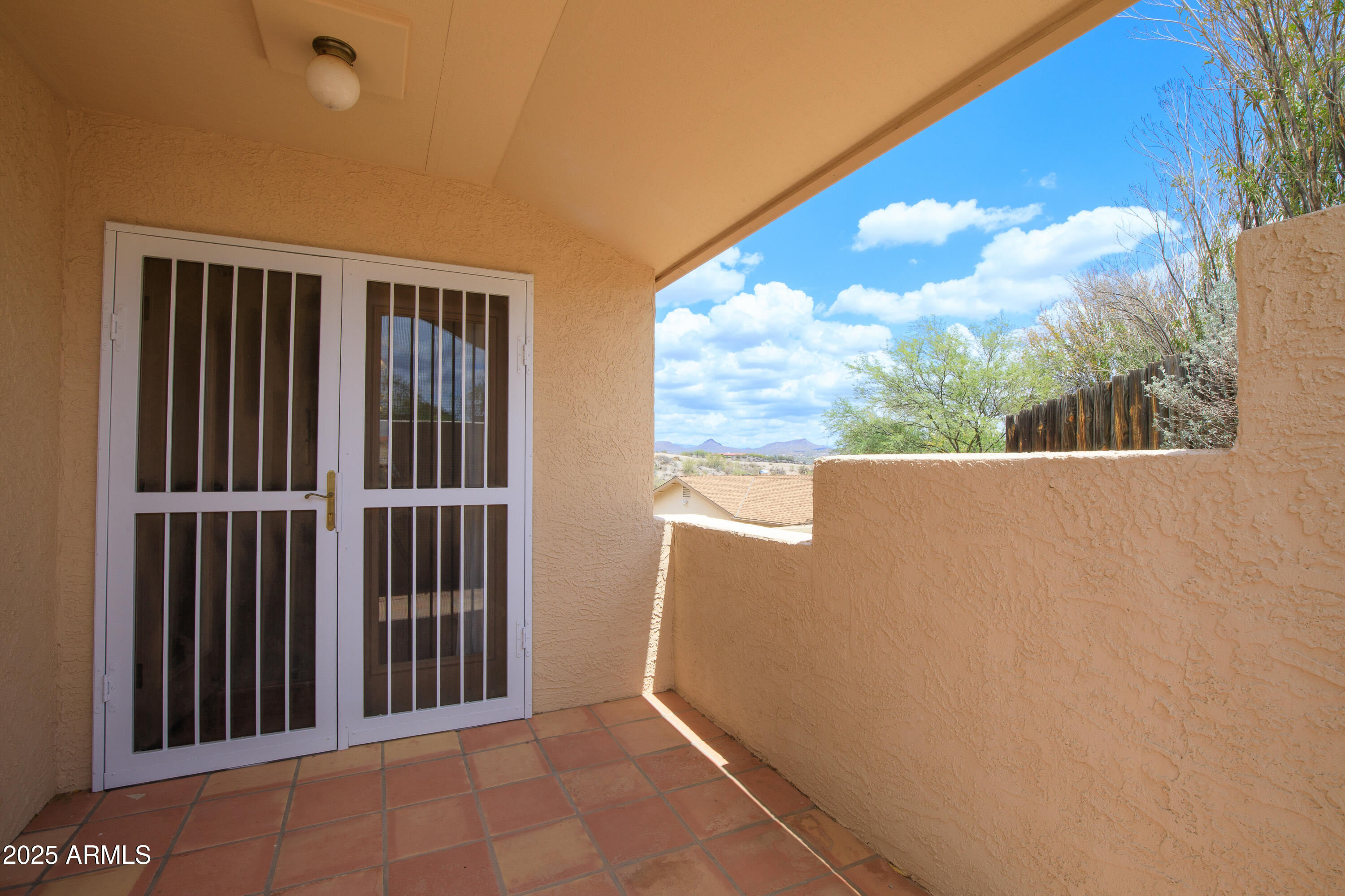 272 N CUCURACHA Street