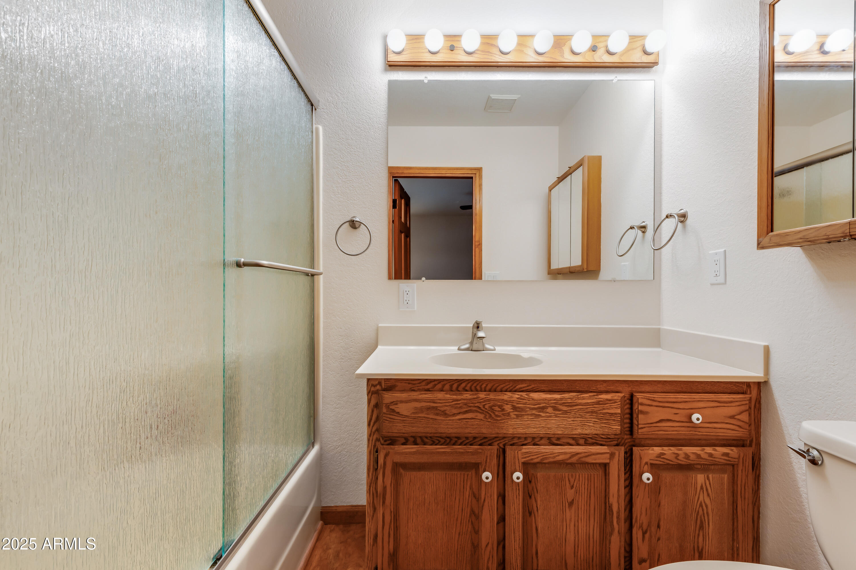 272 N CUCURACHA Street