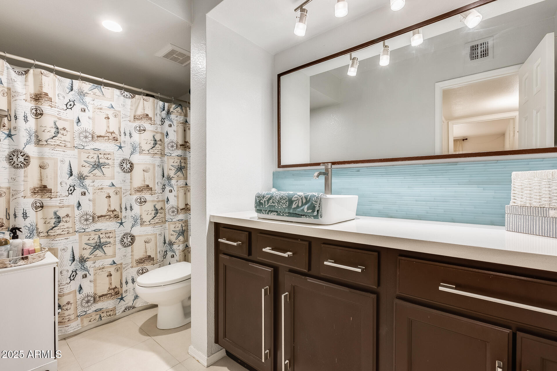 8787 E MOUNTAIN VIEW Road 1029