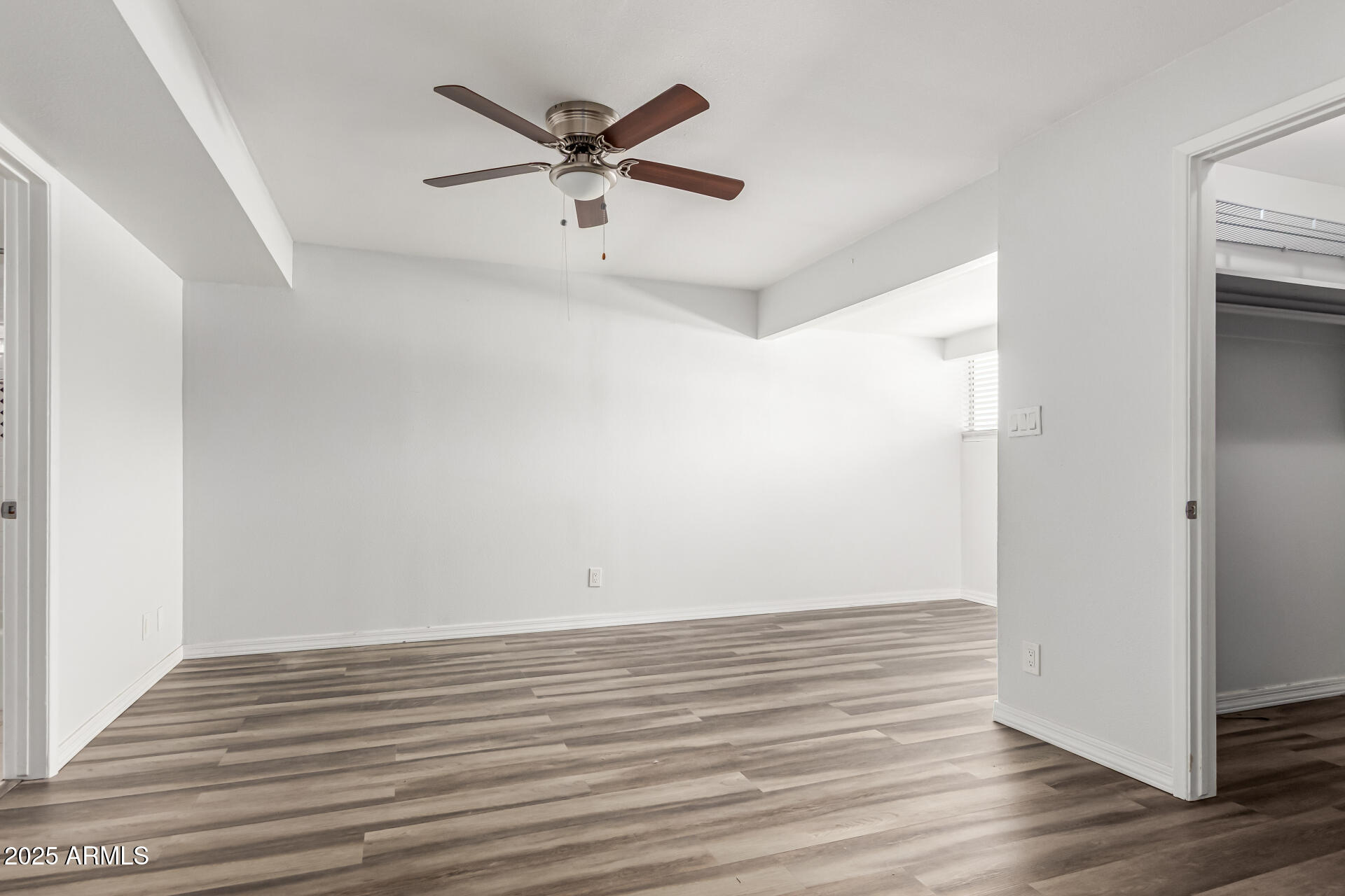 3230 E PINCHOT Avenue 26