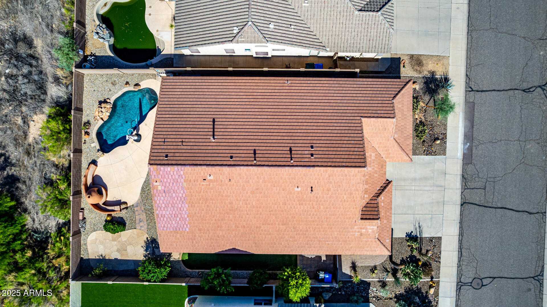 3028 W PARKSIDE Lane