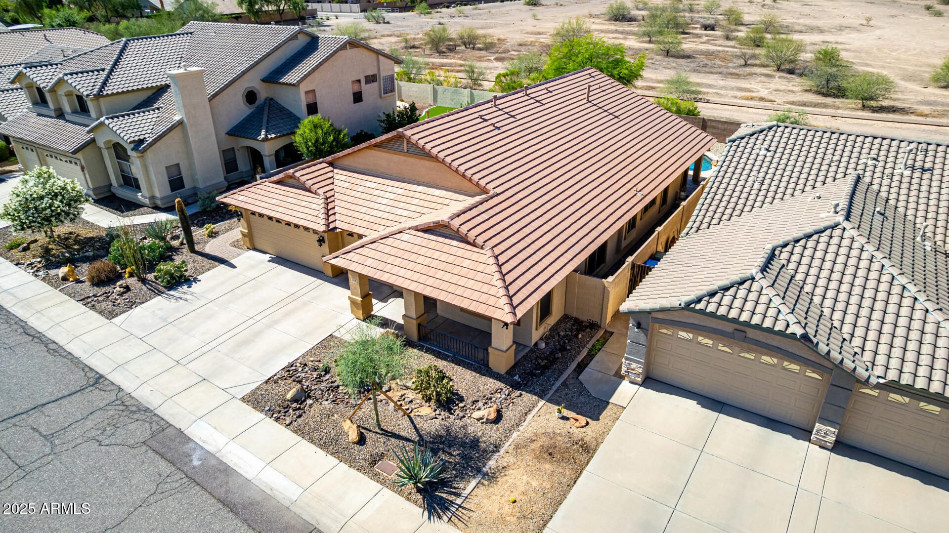 3028 W PARKSIDE Lane