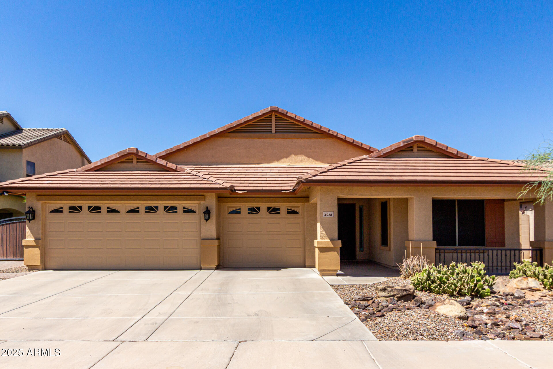 3028 W PARKSIDE Lane