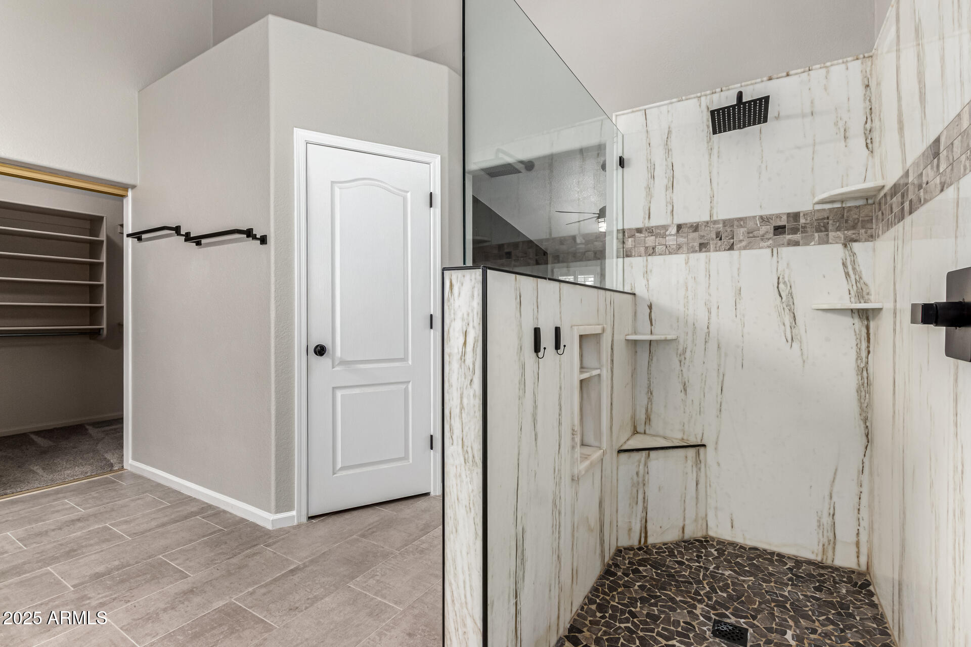 3028 W PARKSIDE Lane