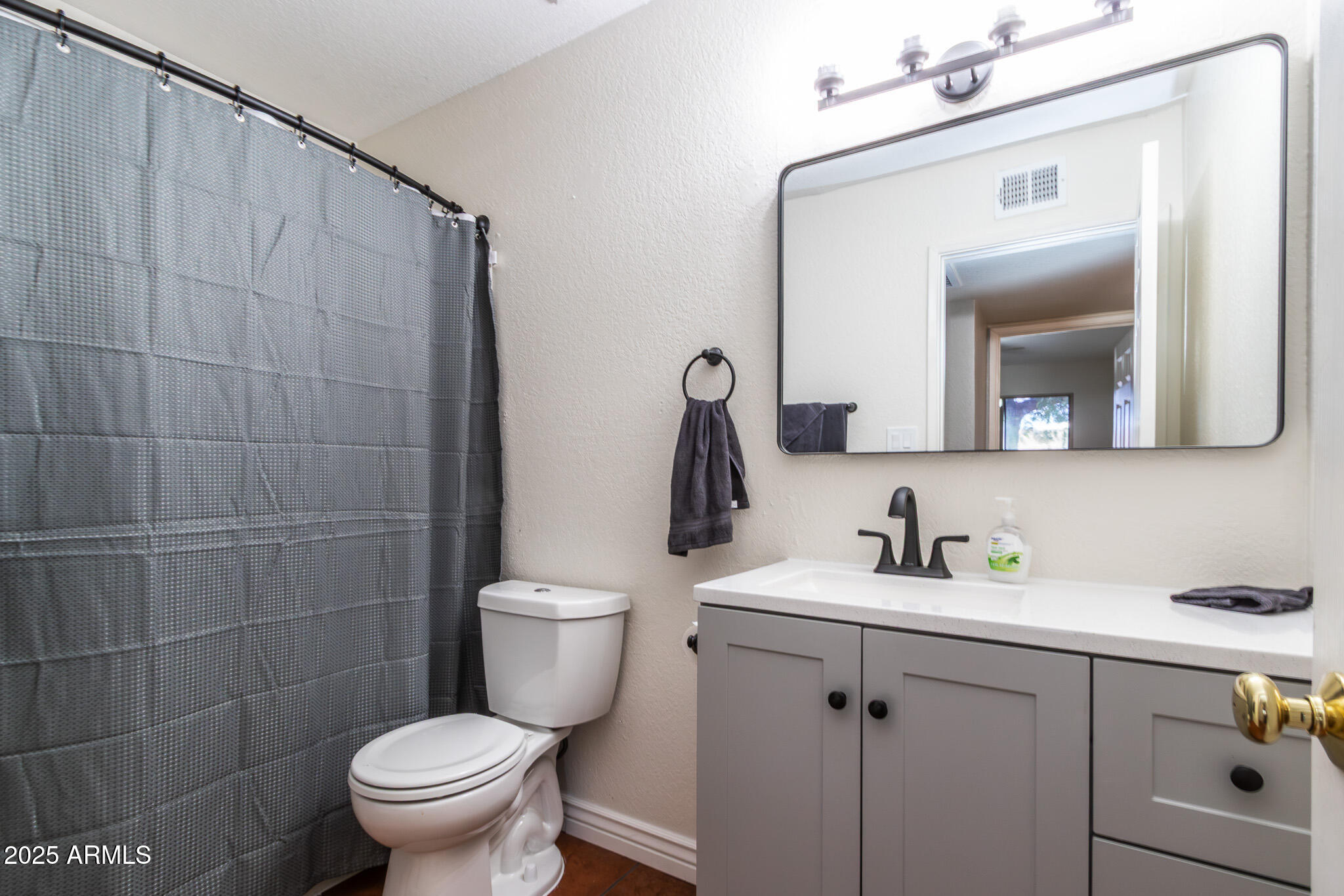 2338 E JAVELINA Avenue