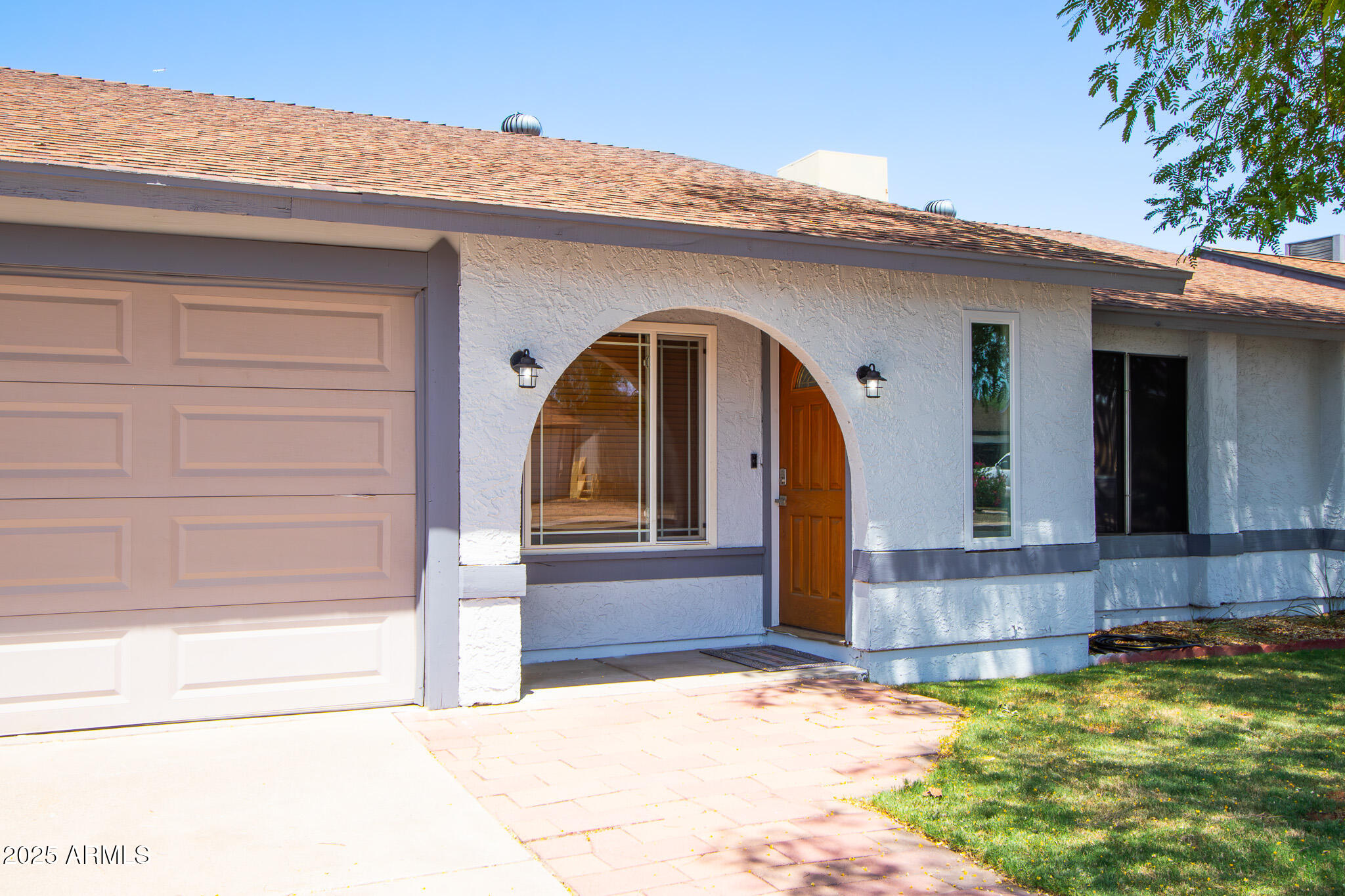 2338 E JAVELINA Avenue