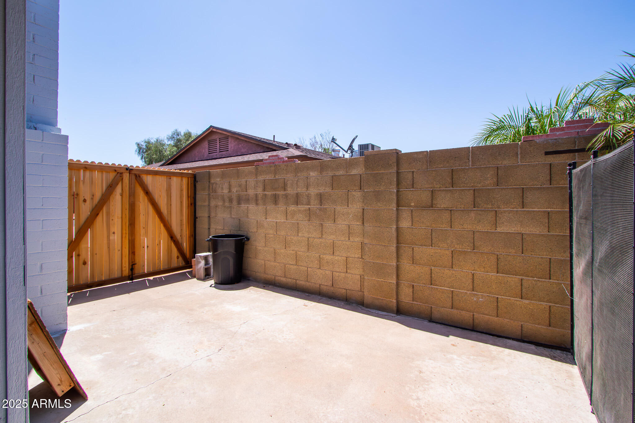 2338 E JAVELINA Avenue