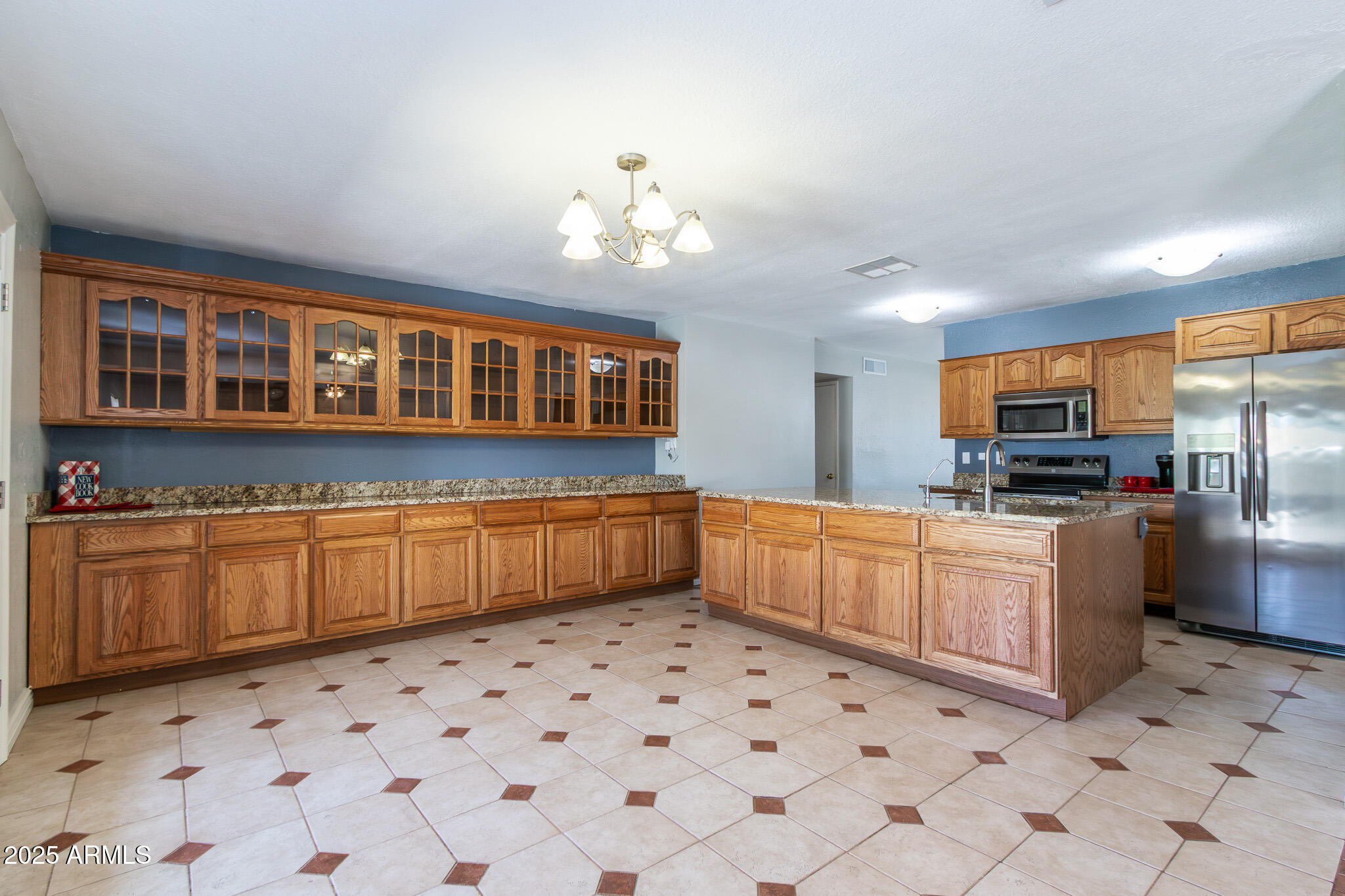 2338 E JAVELINA Avenue