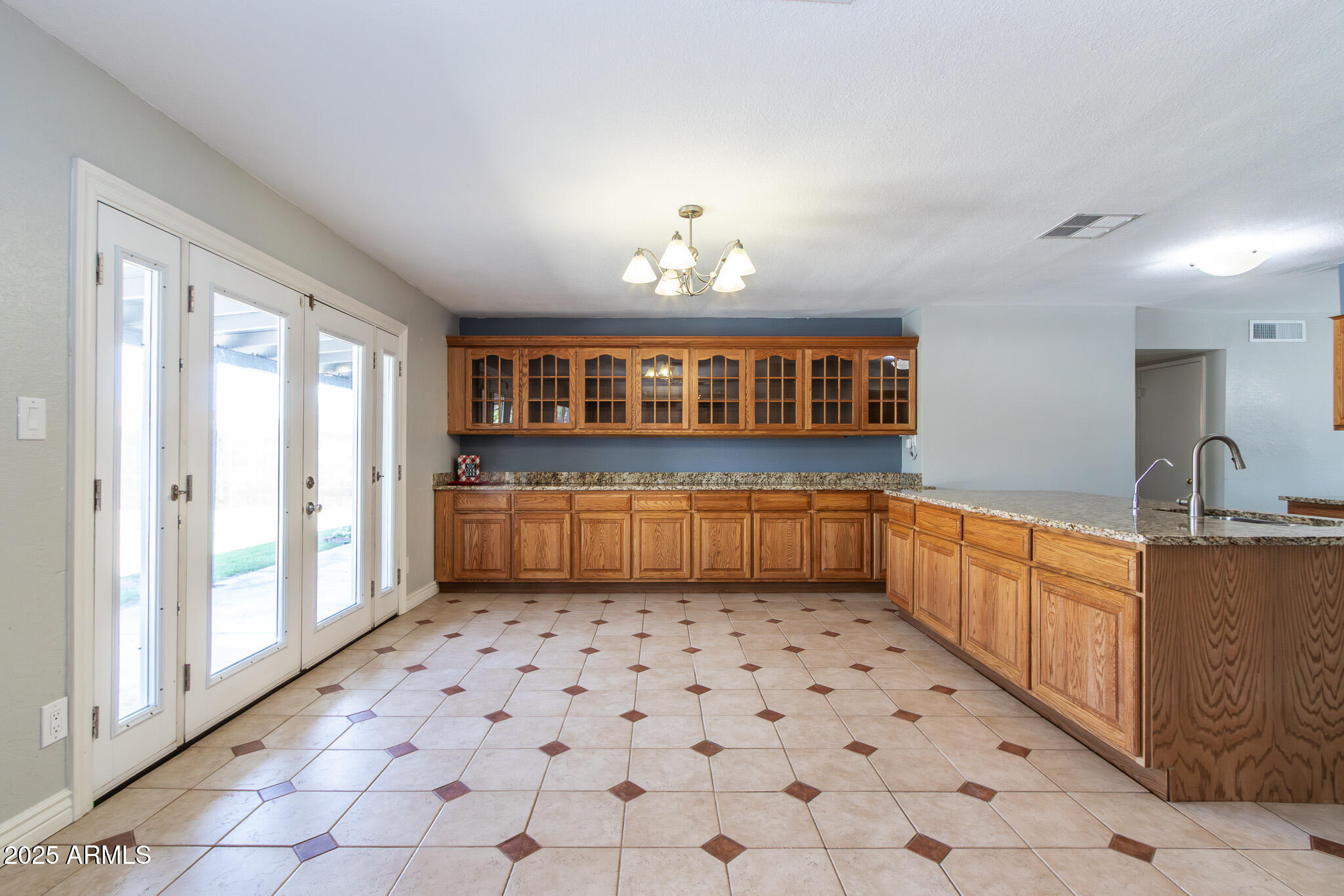 2338 E JAVELINA Avenue