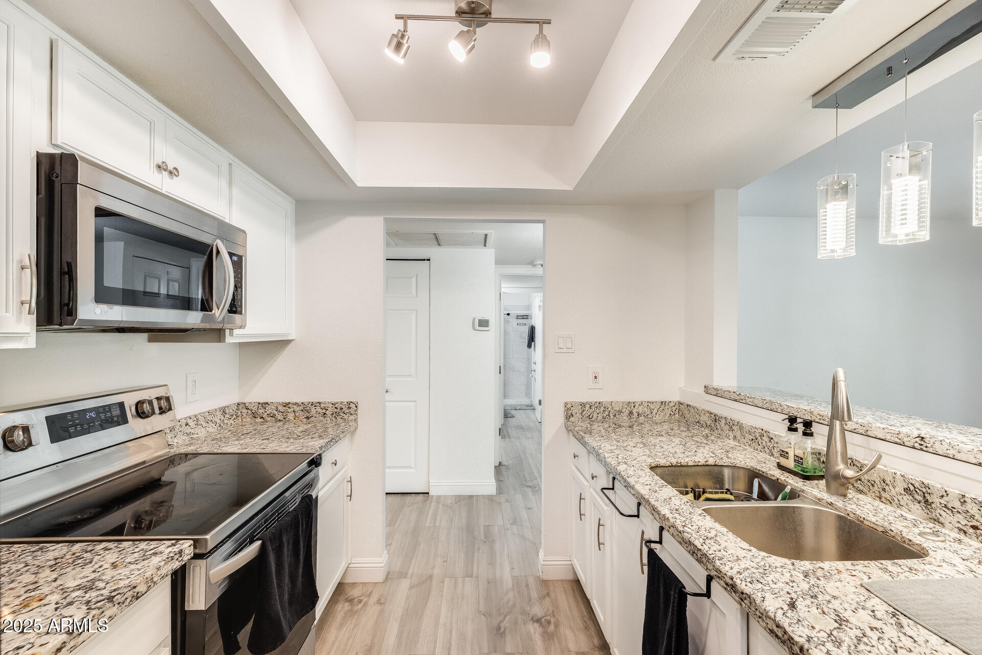 5352 W PORT AU PRINCE Lane