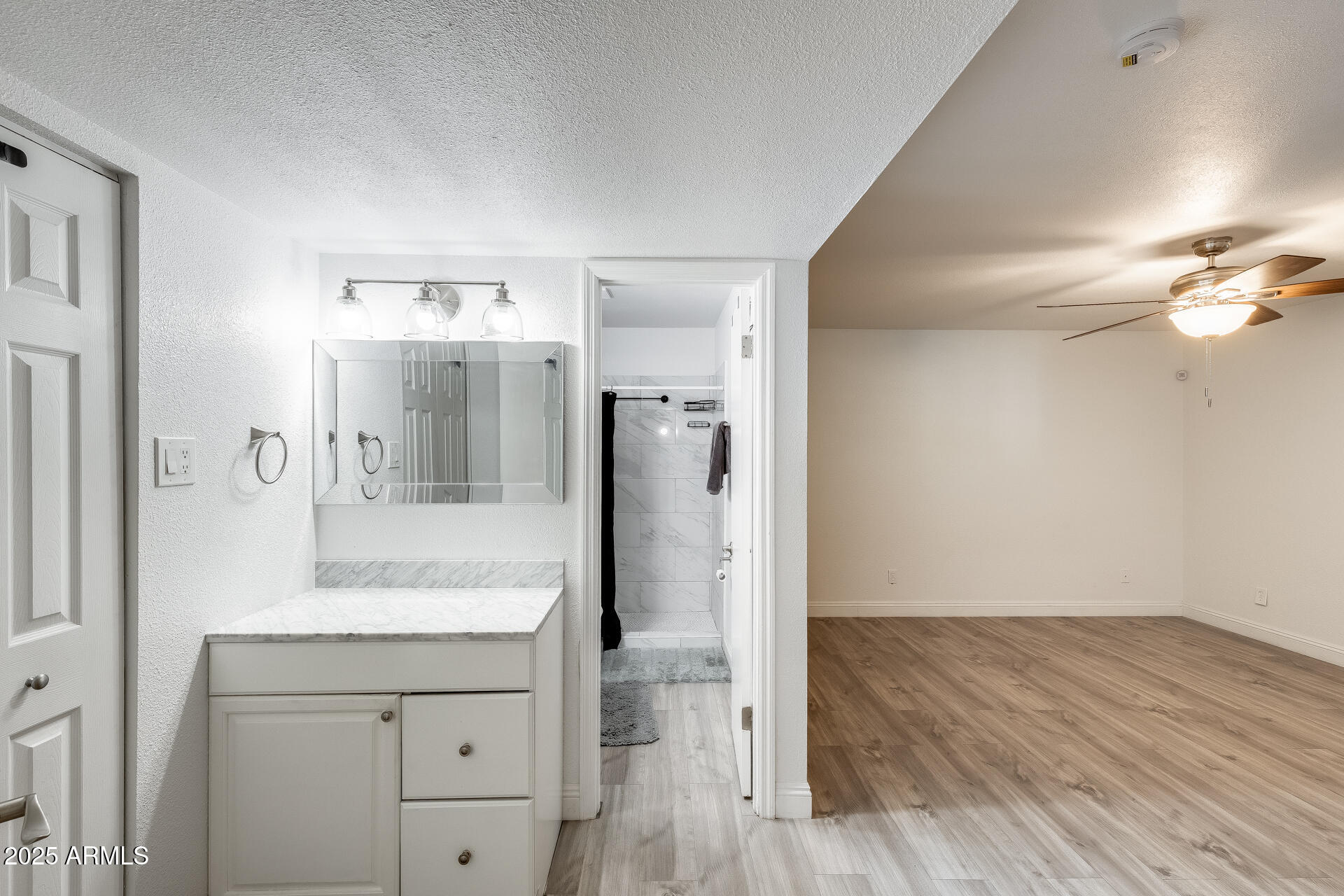 5352 W PORT AU PRINCE Lane