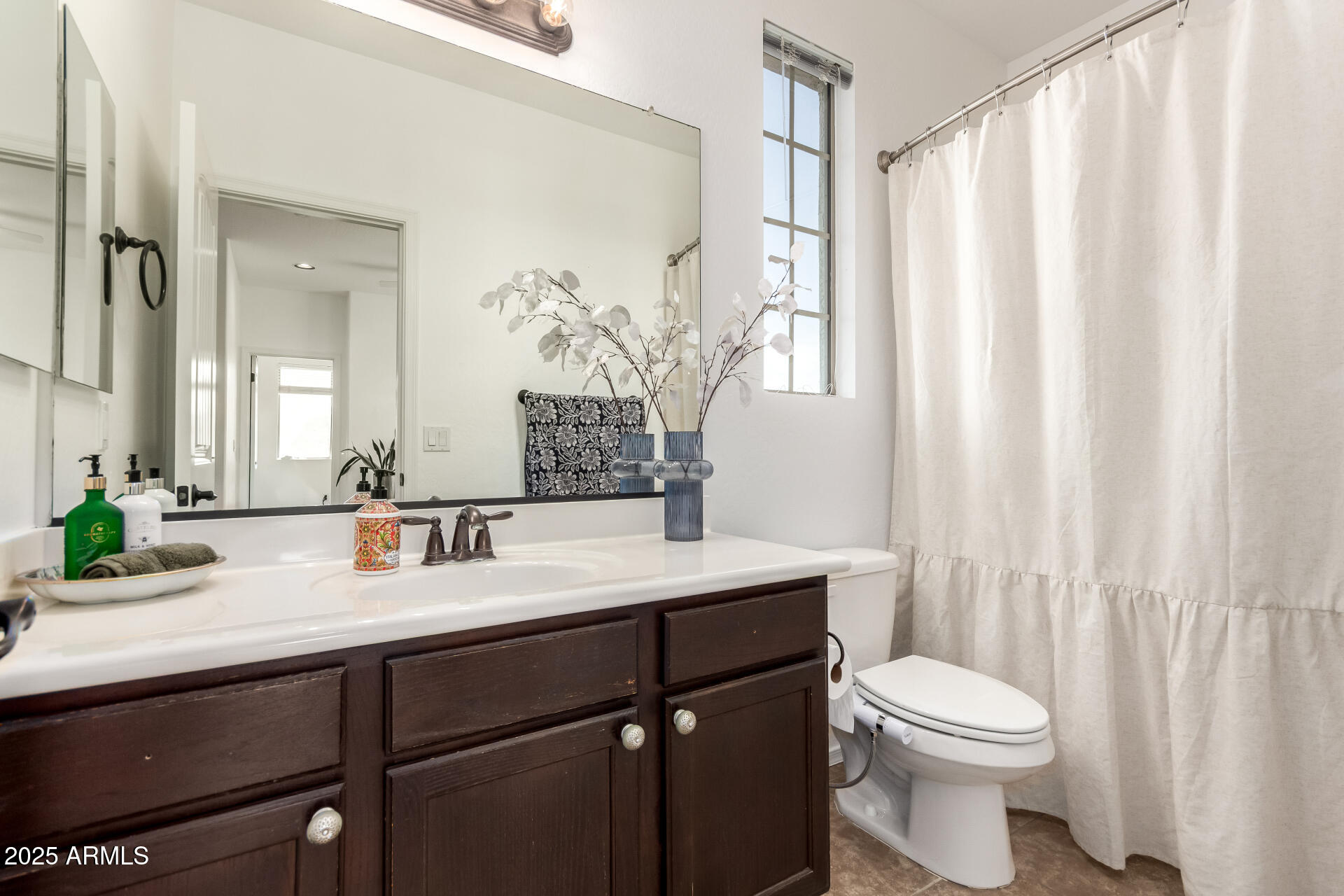 4083 E CHERRY HILLS Drive