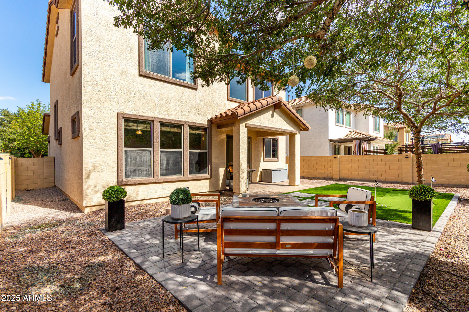 4083 E CHERRY HILLS Drive