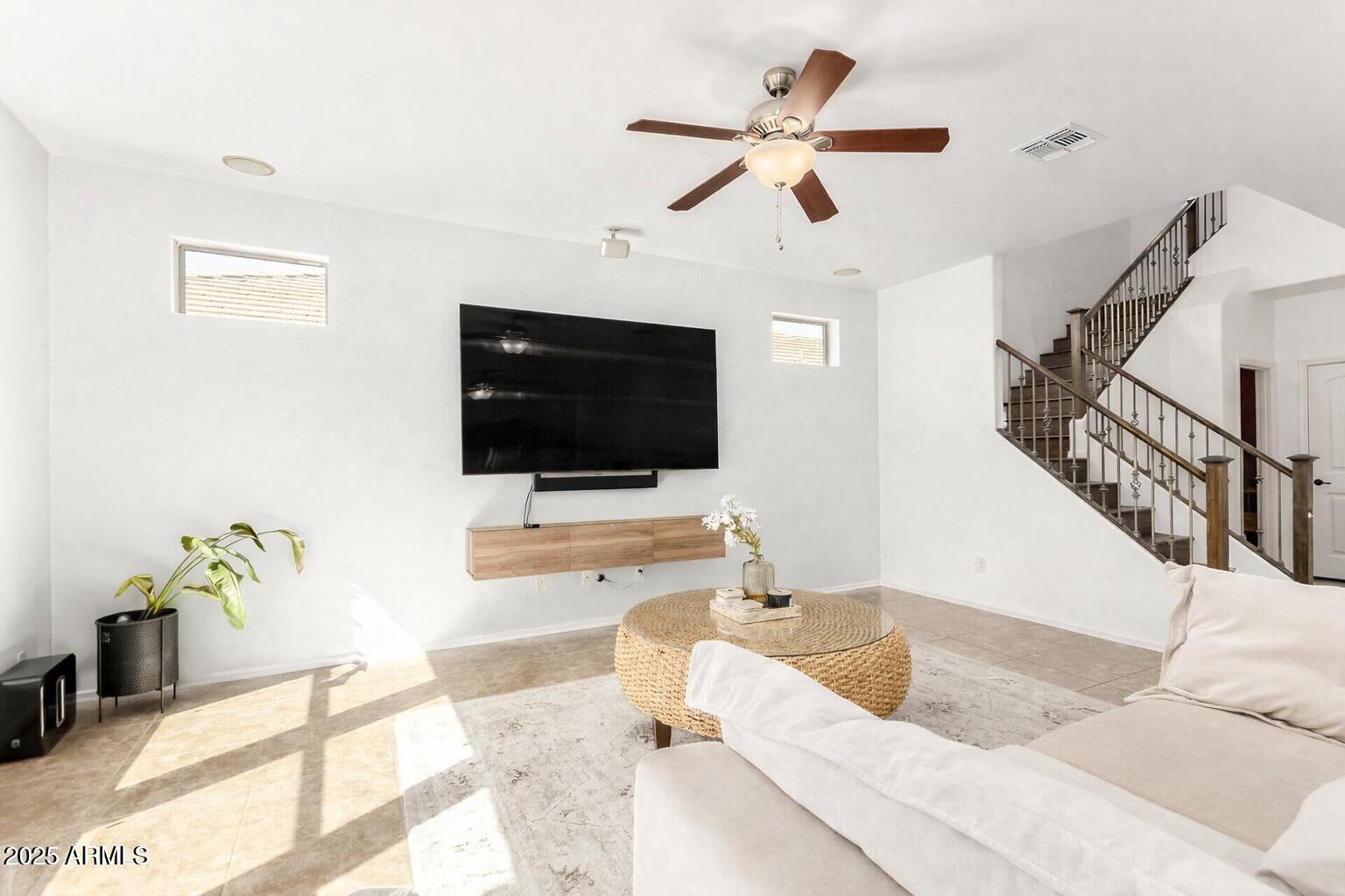 4083 E CHERRY HILLS Drive