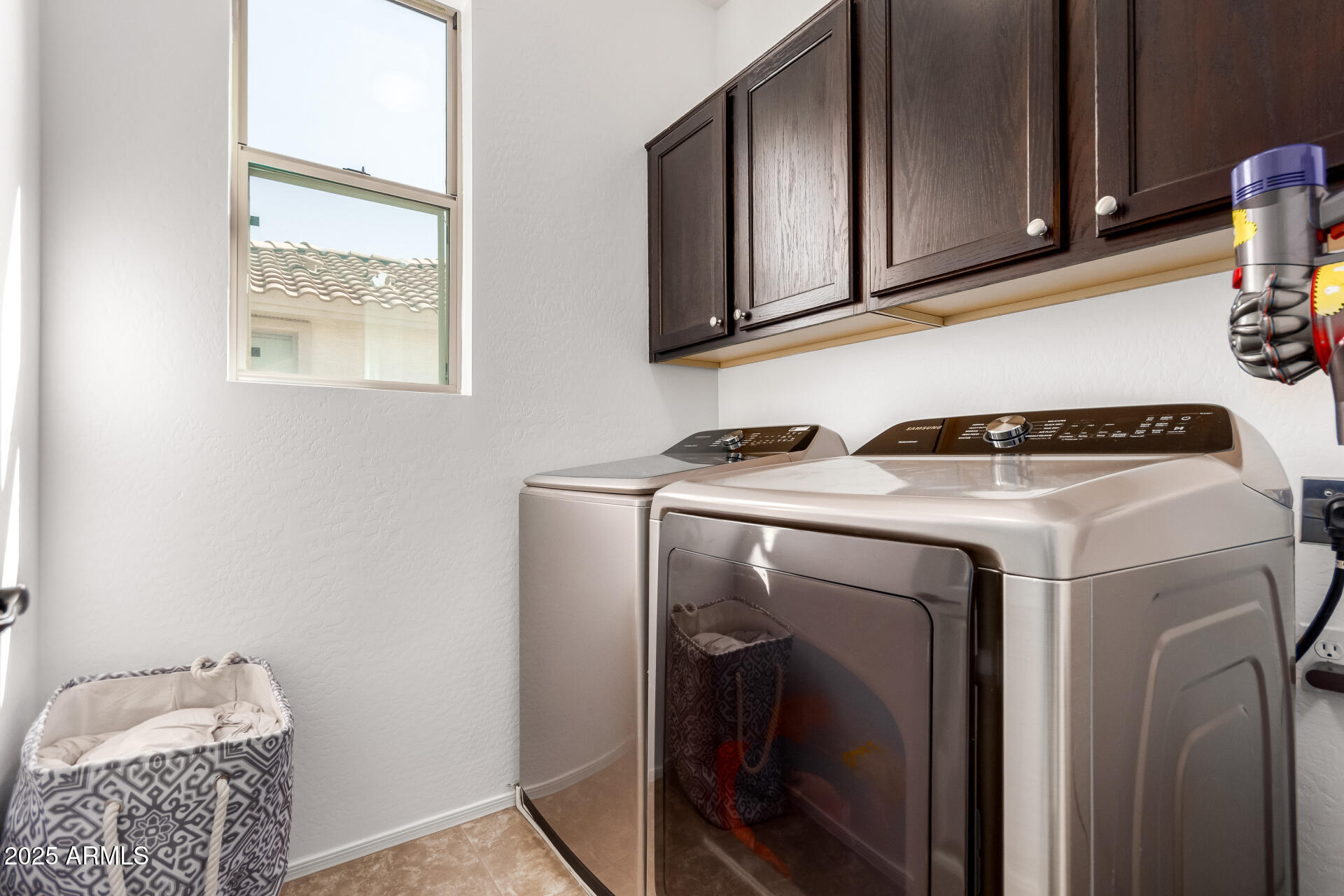 4083 E CHERRY HILLS Drive