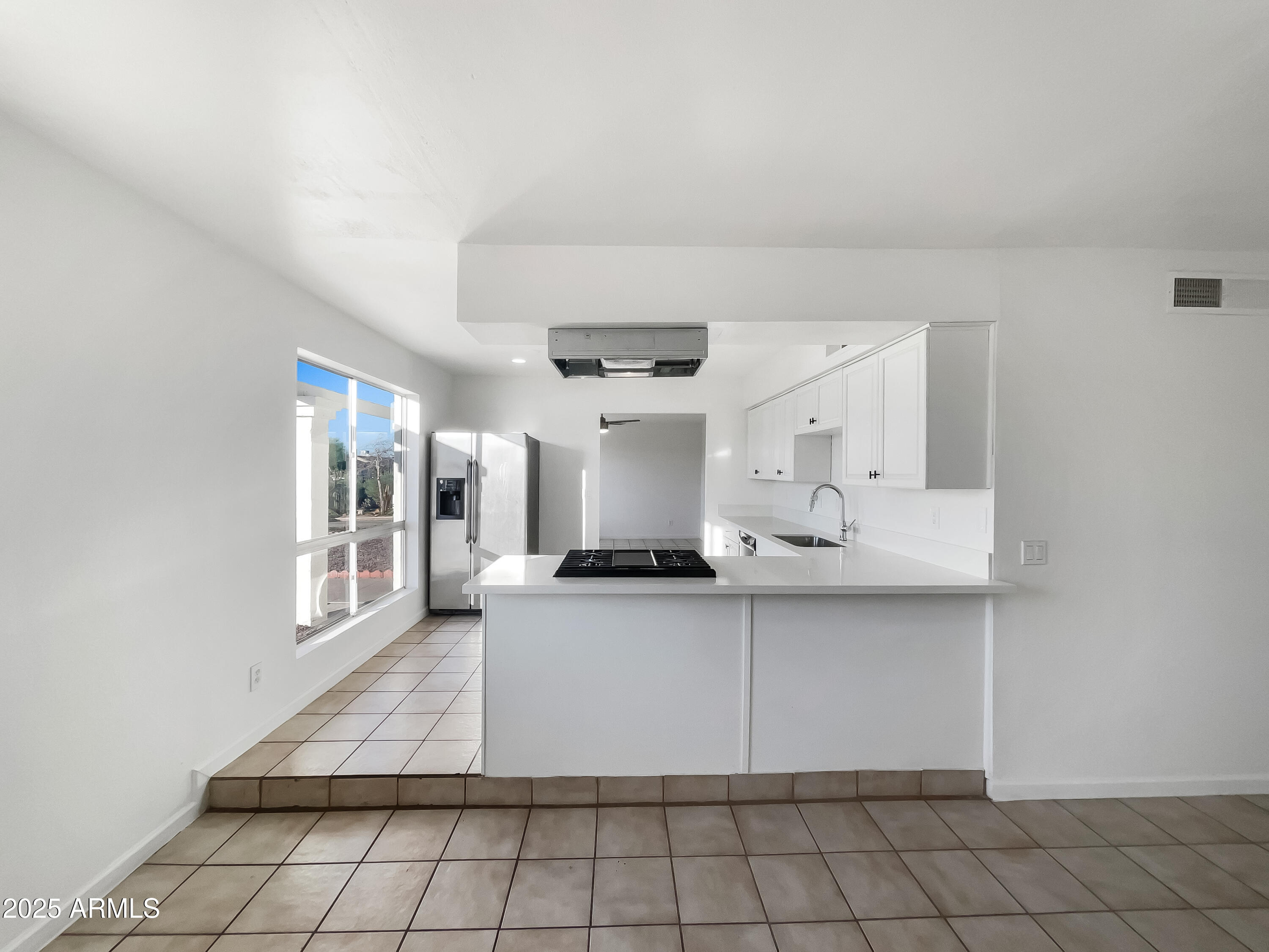 4244 E SAINT CATHERINE Avenue