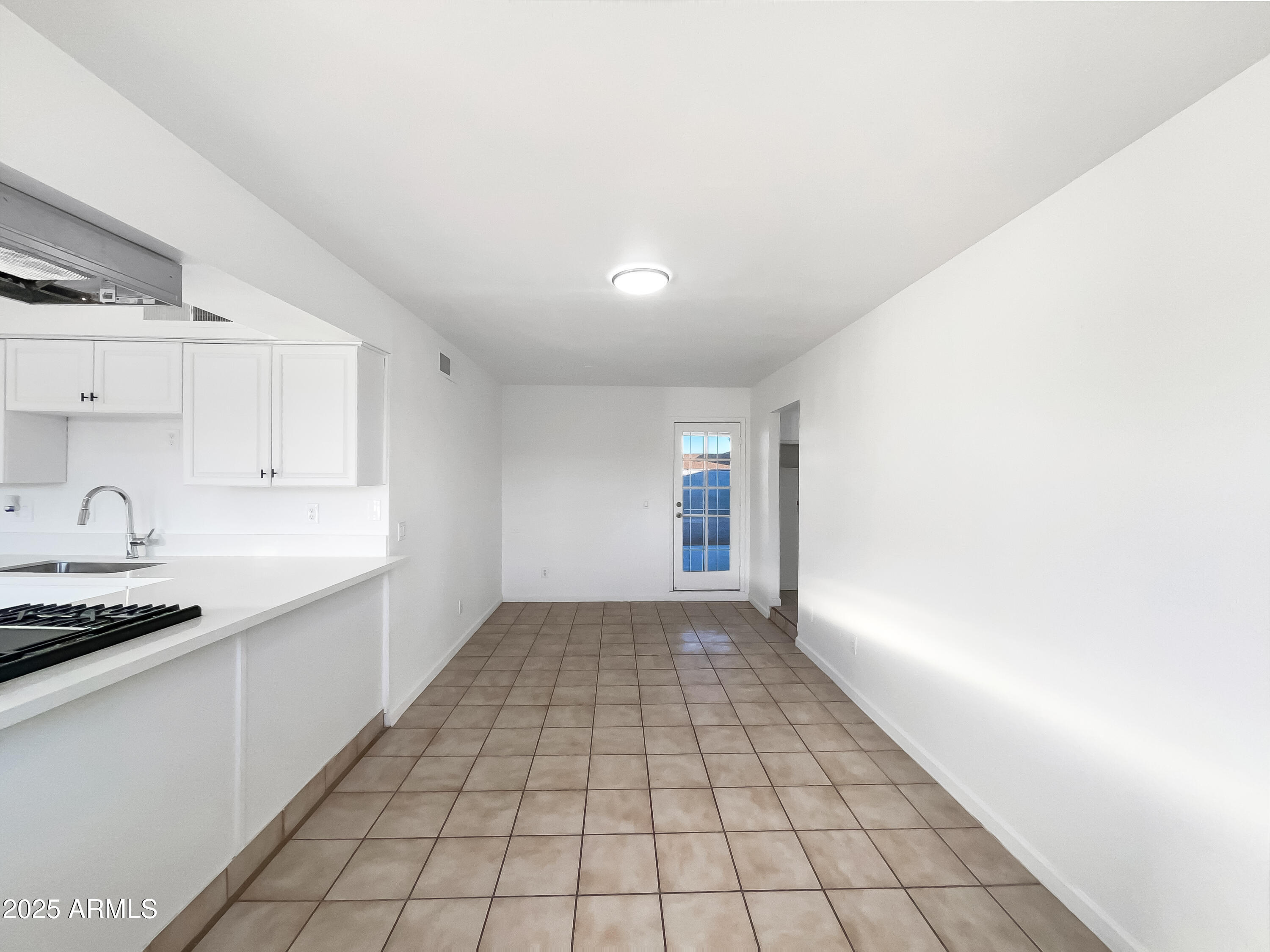 4244 E SAINT CATHERINE Avenue