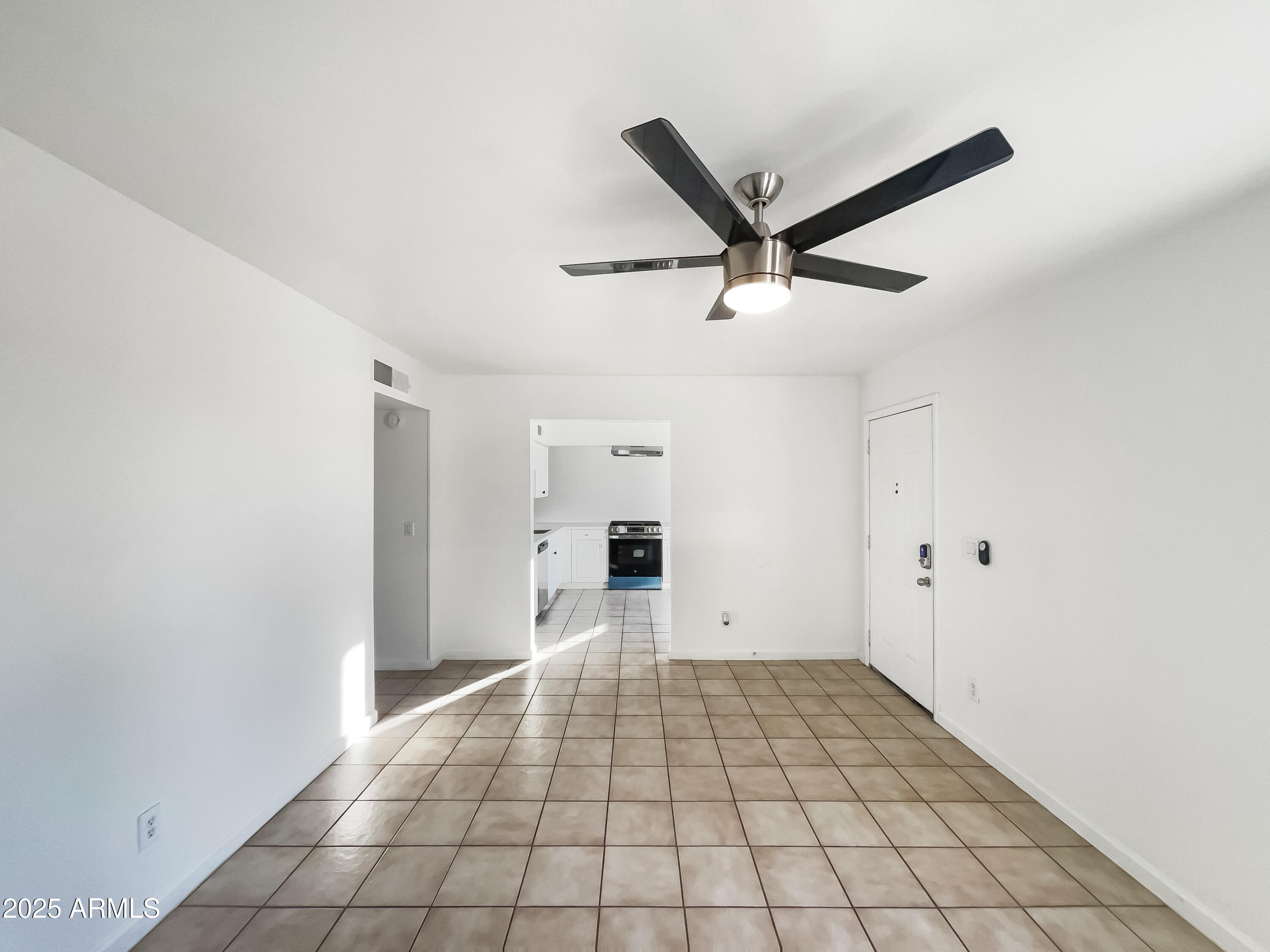 4244 E SAINT CATHERINE Avenue