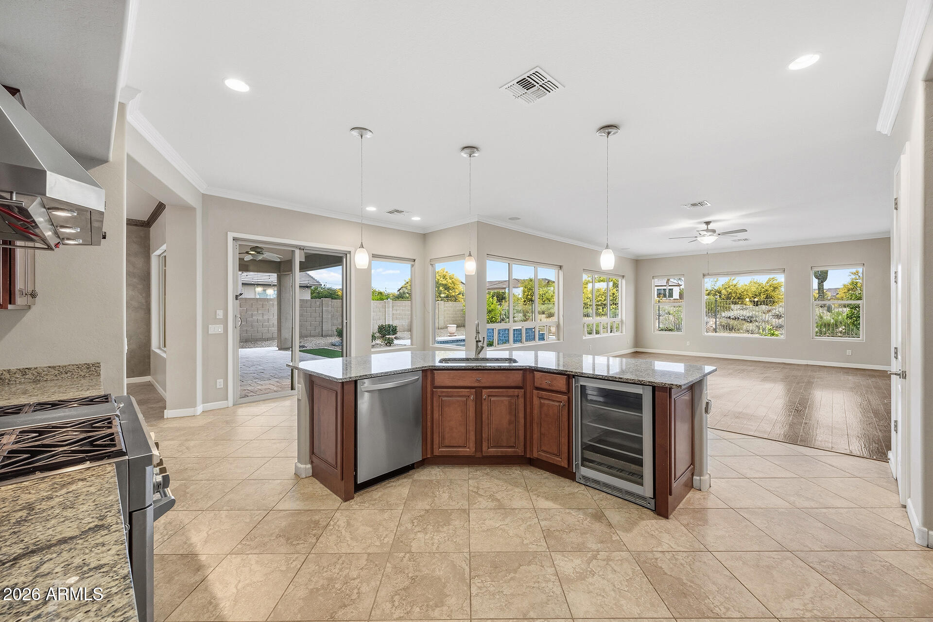 6101 E SIENNA BOUQUET Place