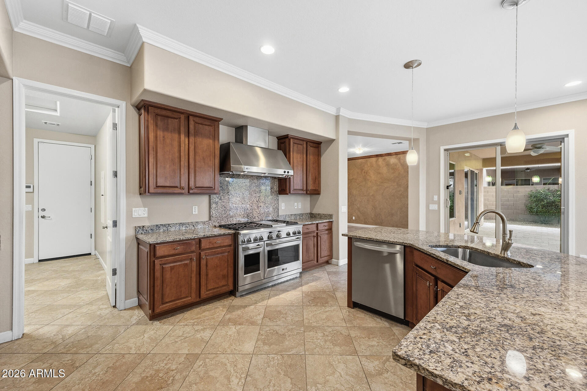 6101 E SIENNA BOUQUET Place