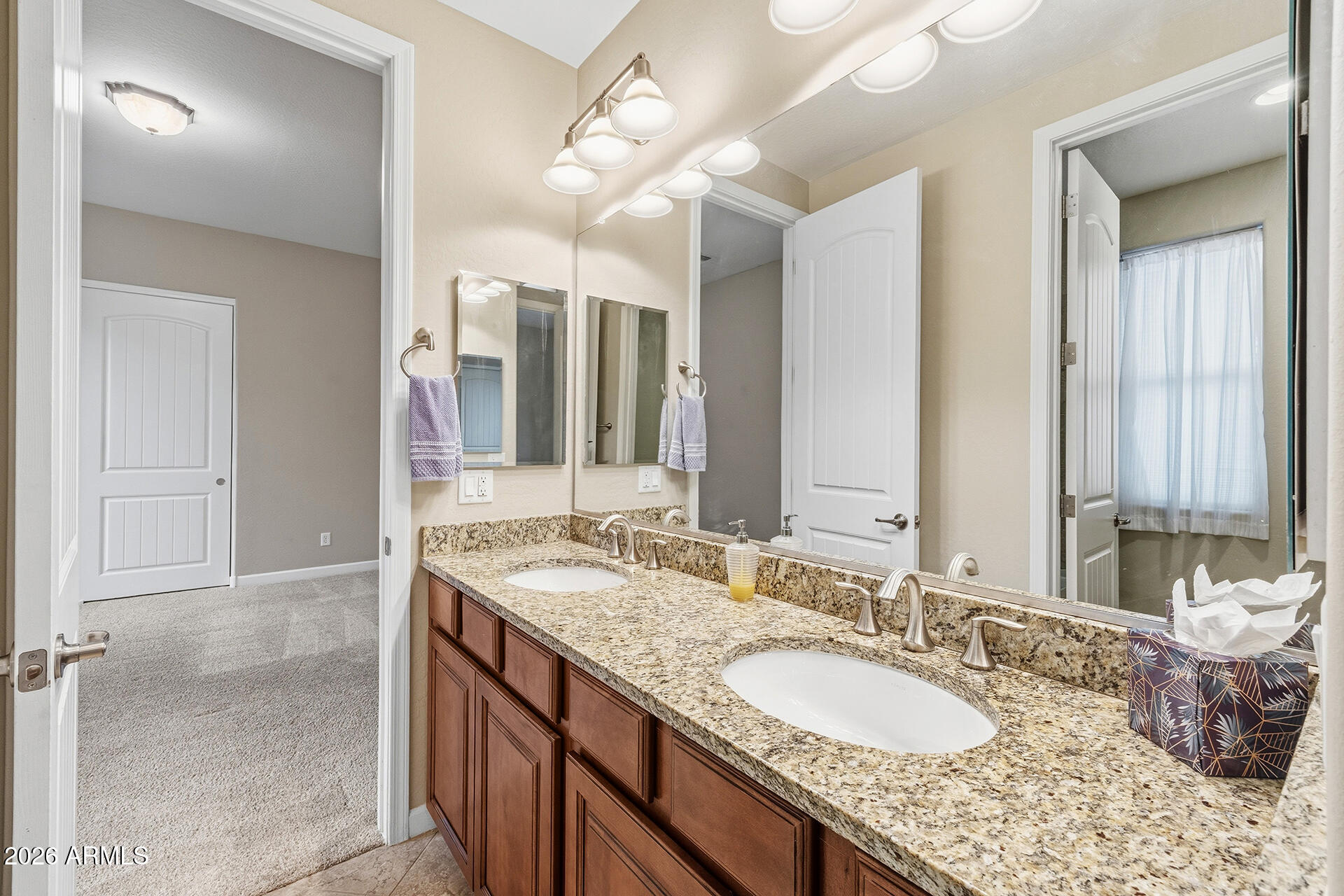 6101 E SIENNA BOUQUET Place