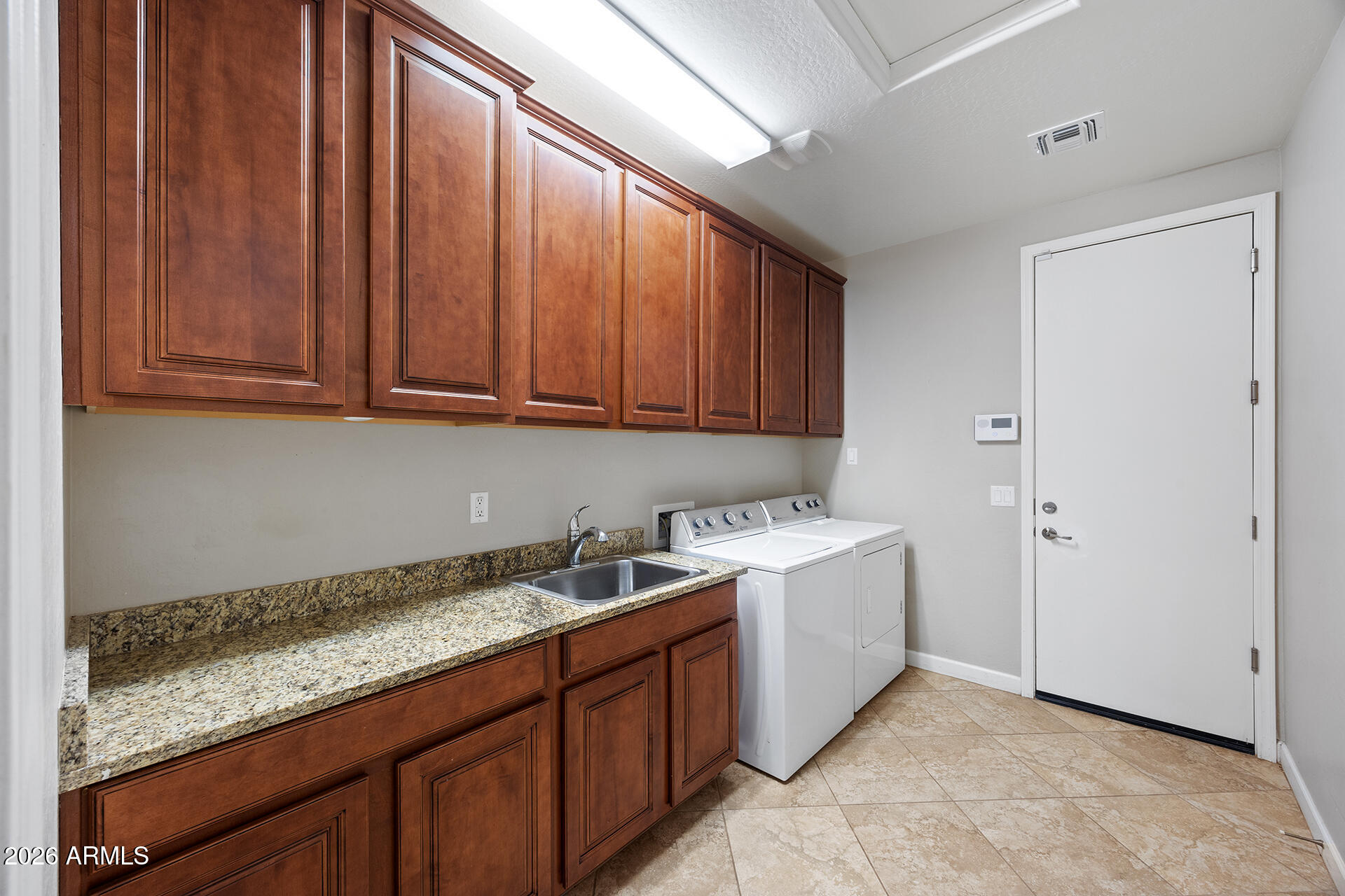 6101 E SIENNA BOUQUET Place