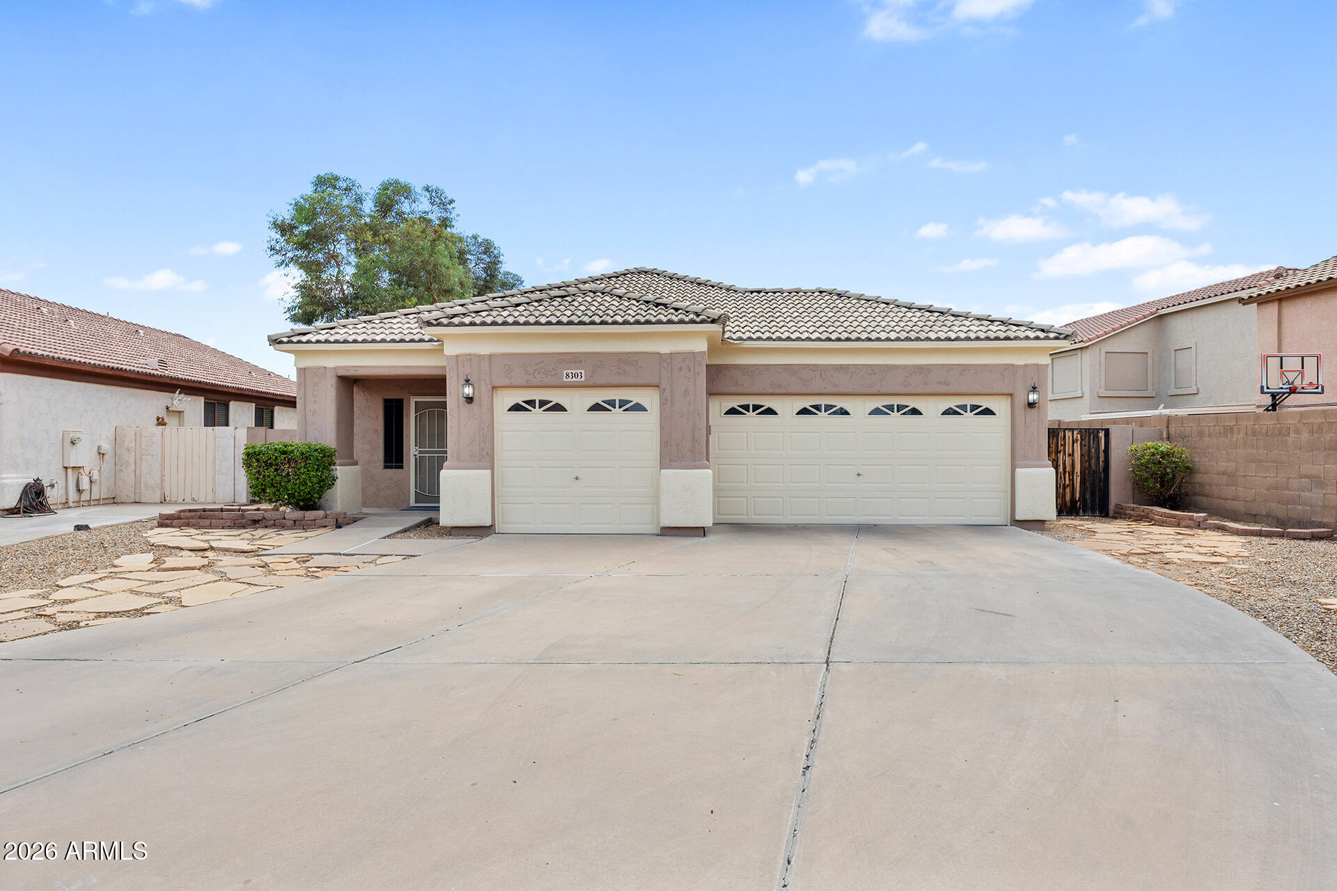 8303 N 56TH Lane
