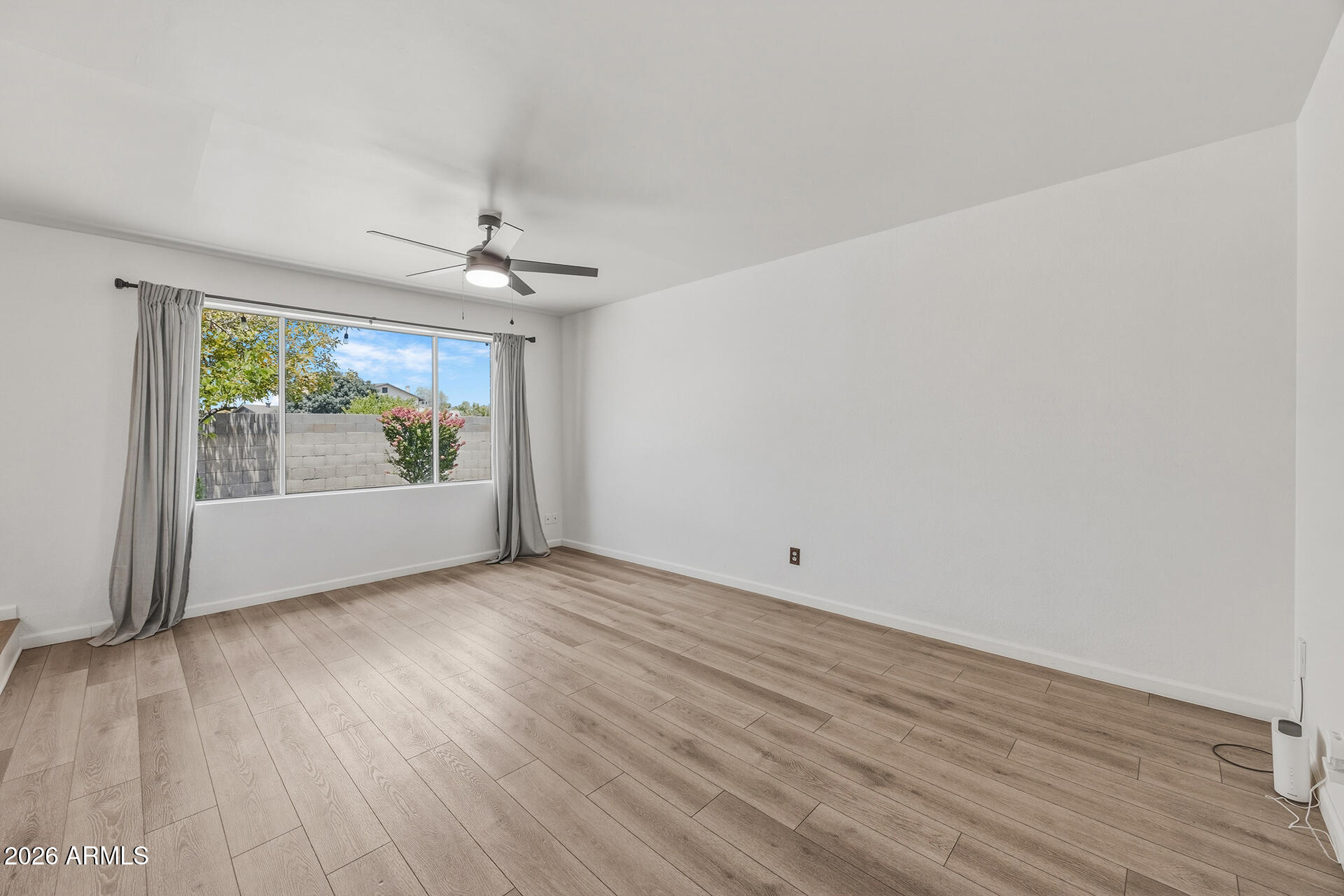 2522 W OLLA Circle
