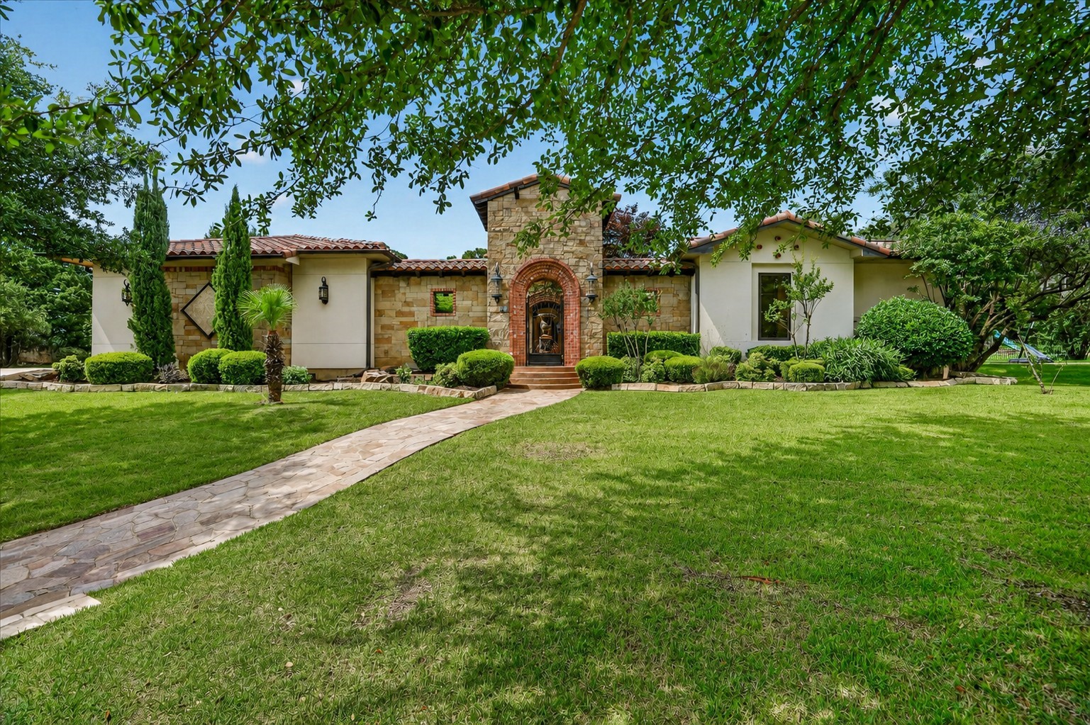 716 Flamingo Circle