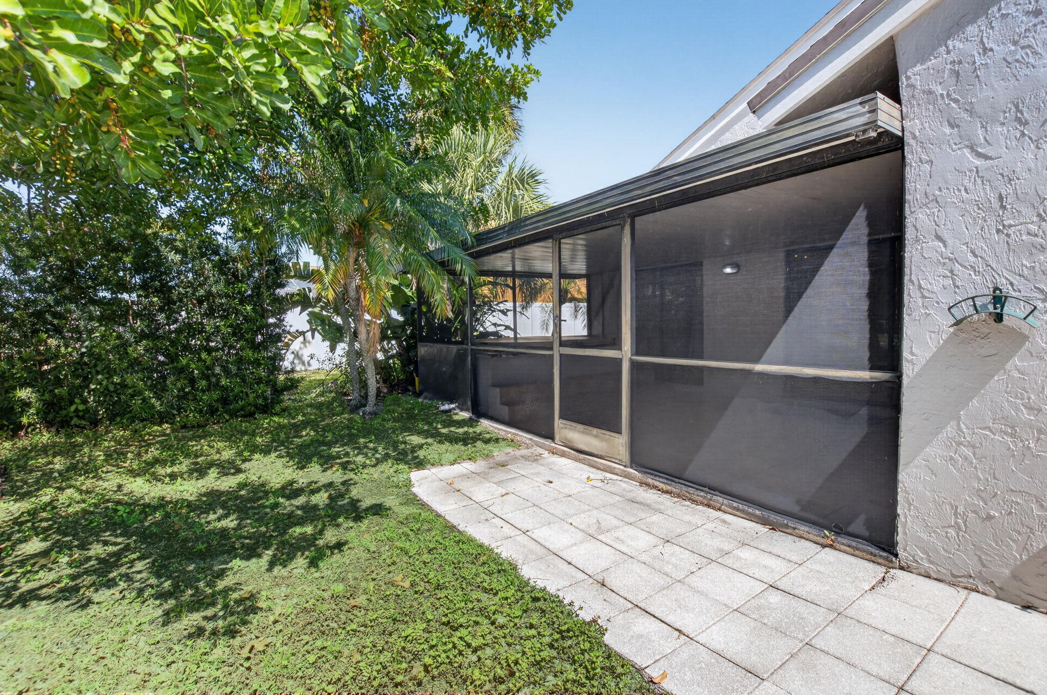 7 Kyle Way