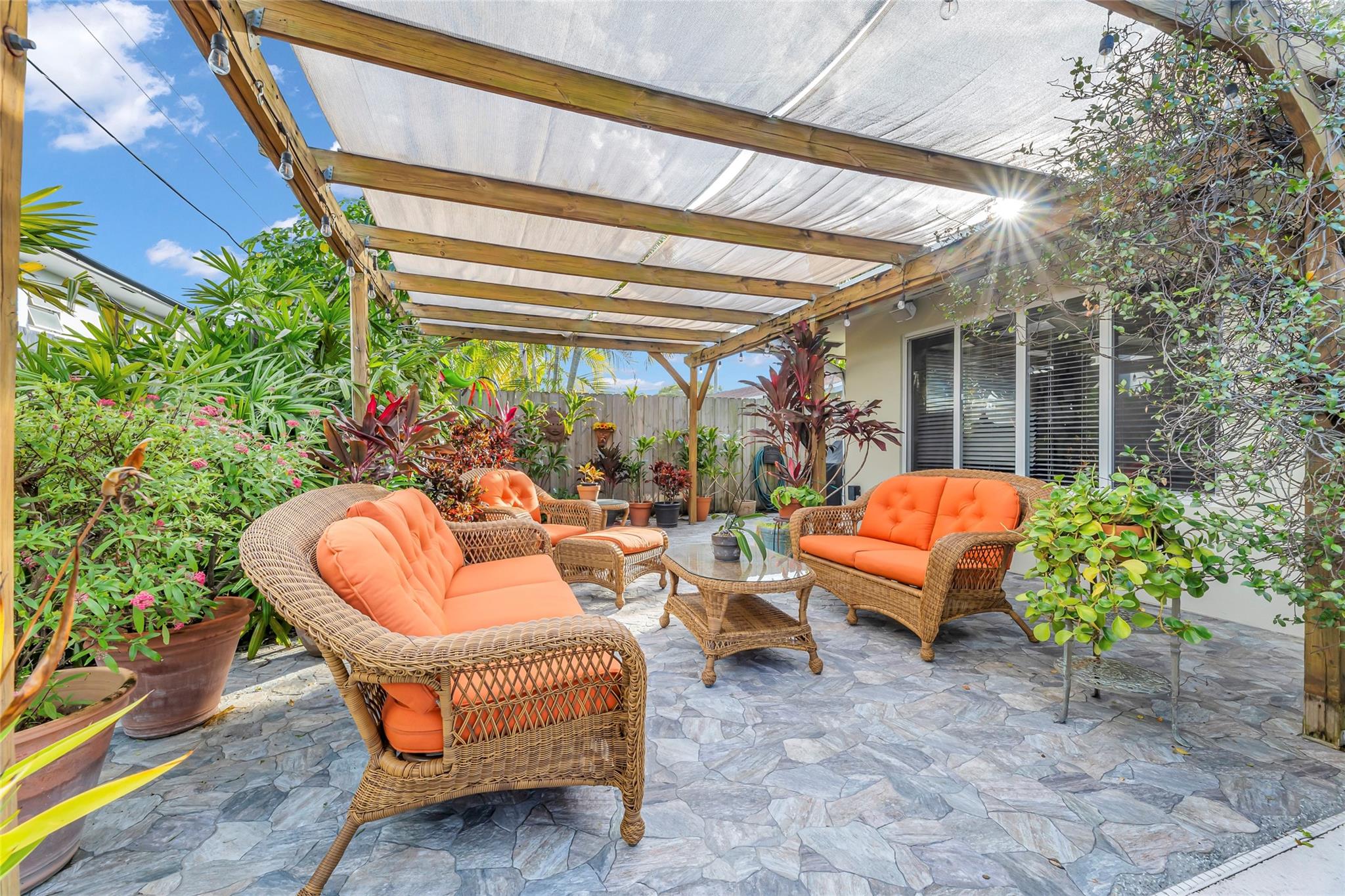 1400 SE 6th Terrace