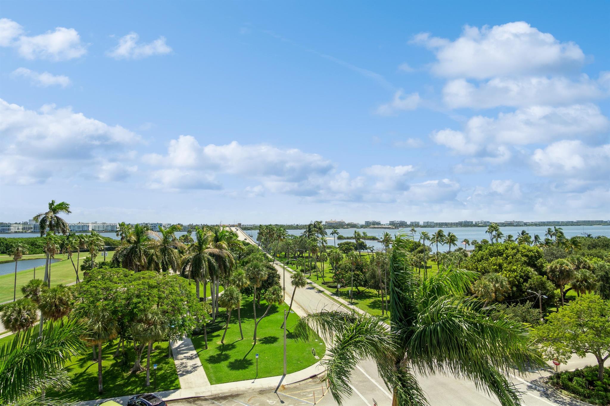 1 N Golfview Road Unit: 702